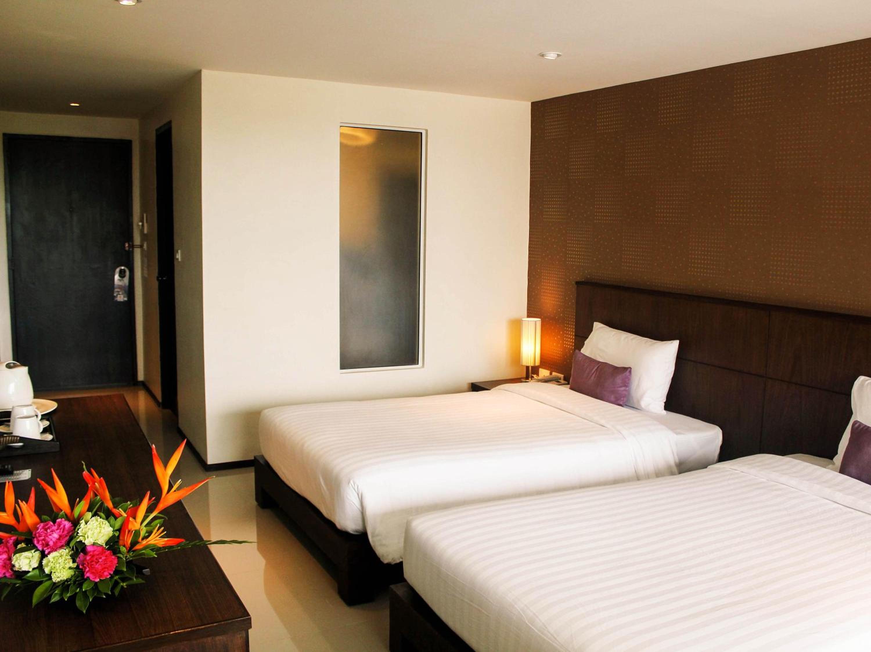 Deluxe Twin Room - Photo 9