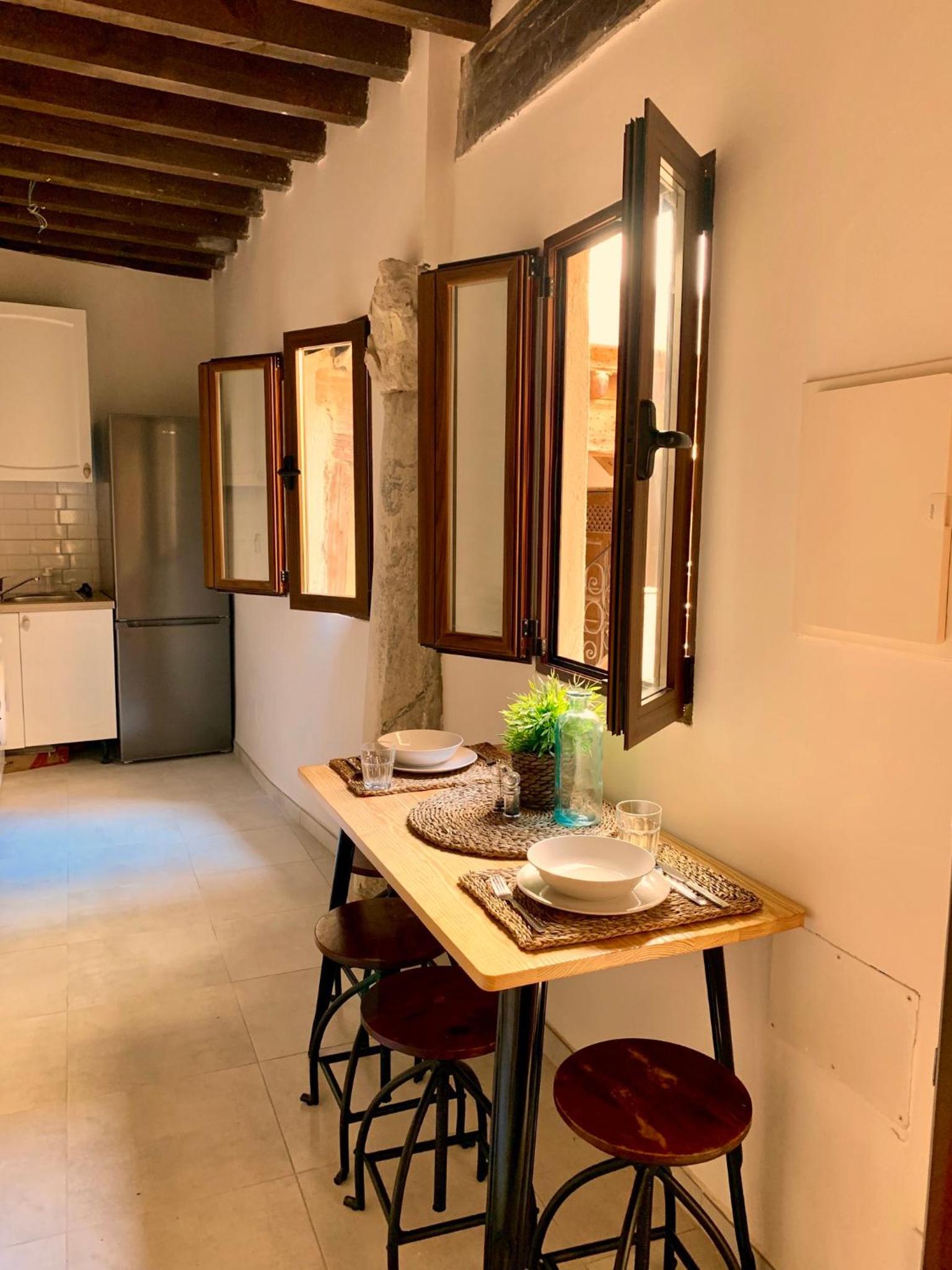 One-Bedroom Apartment - Photo 17