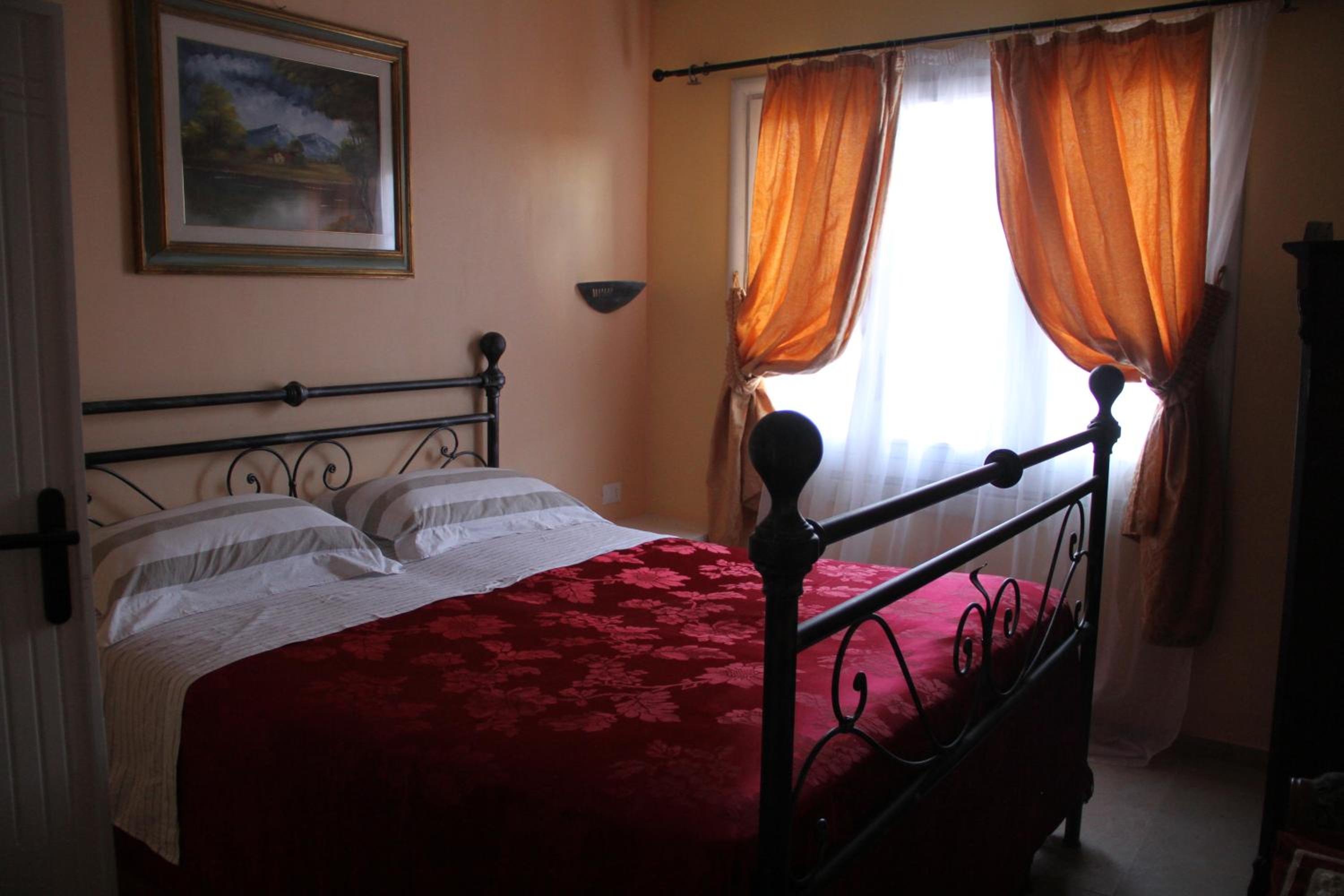 Double Room with Private Bathroom photo 1