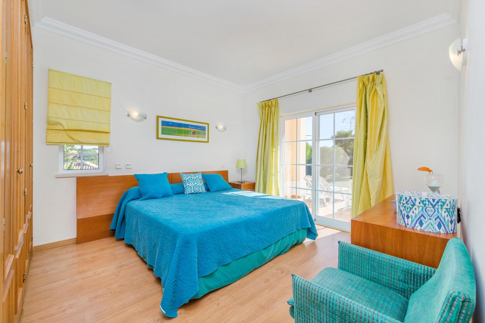 Villa photo 1