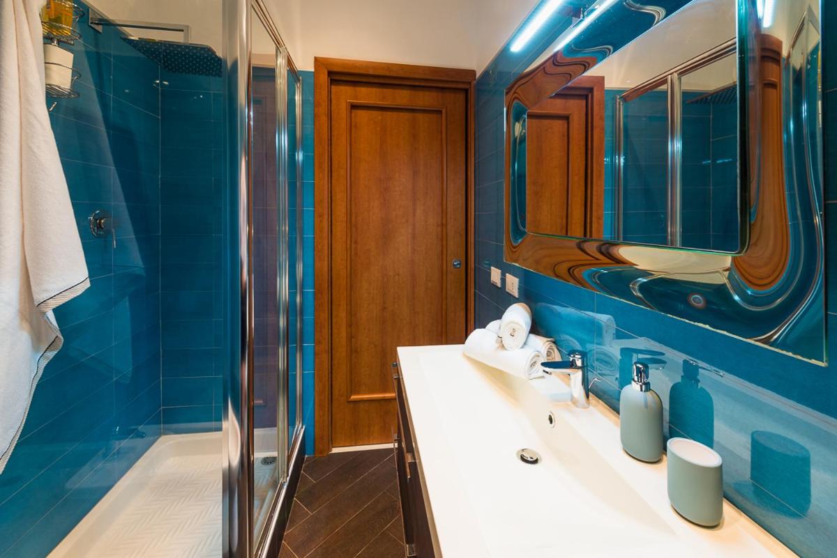Two Double Rooms with Private Bathroom - Photo 4