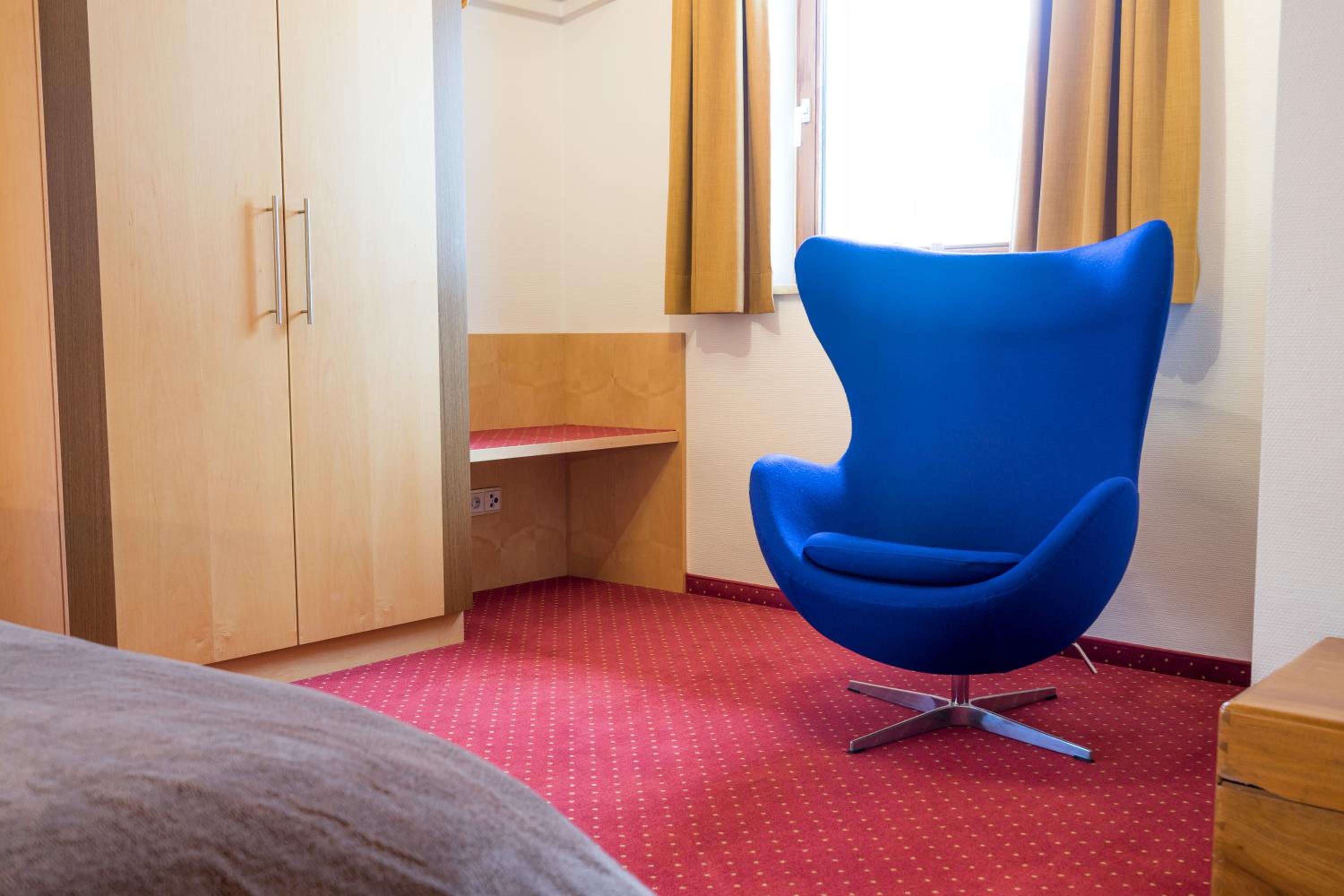 One-Bedroom Apartment photo 3