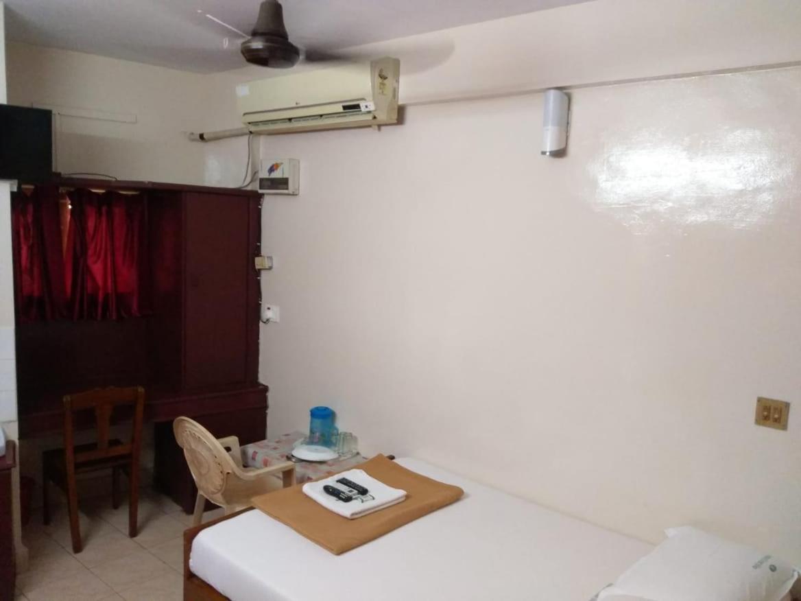 Deluxe Double Room with Extra Bed photo 2