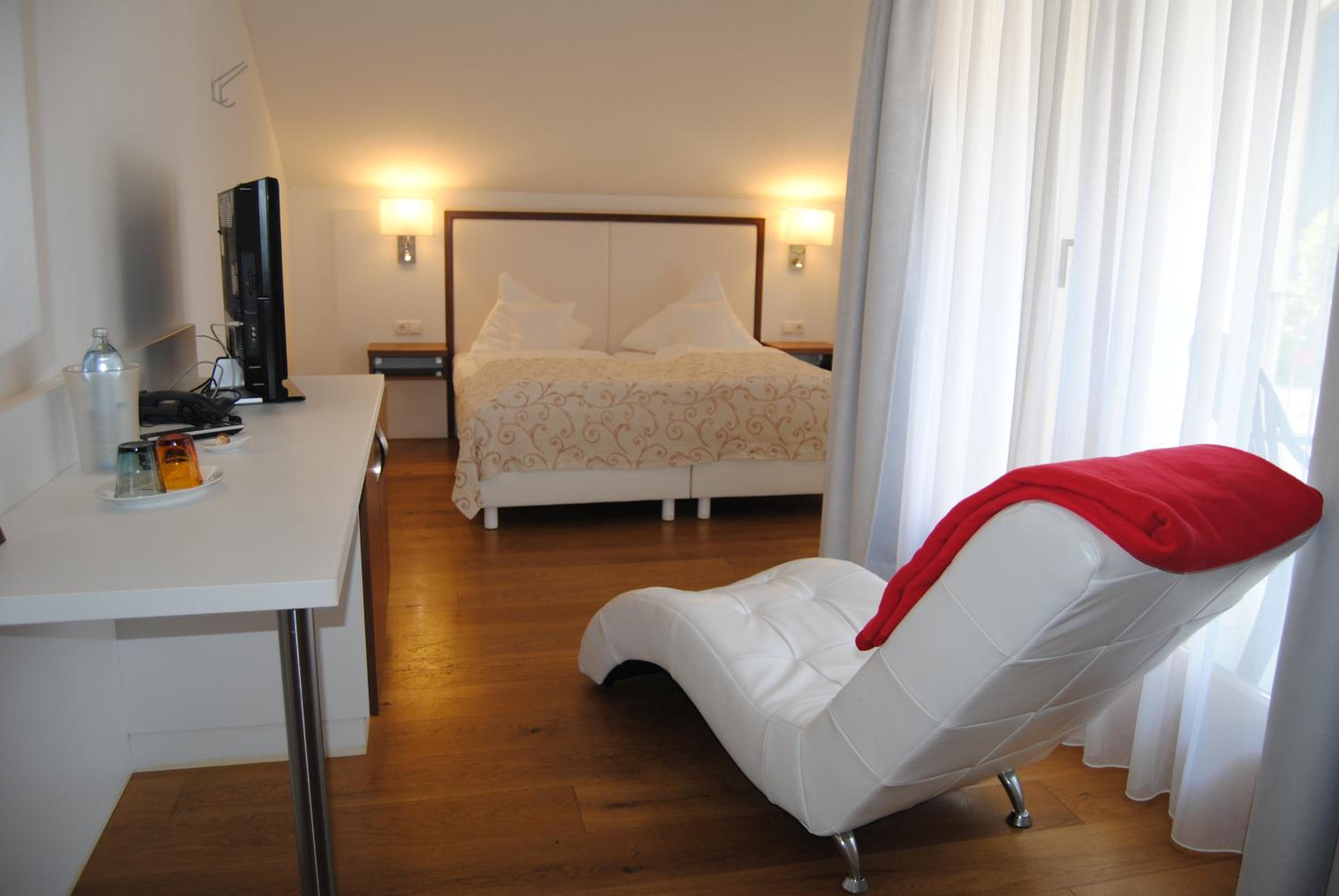 Double Room - Photo 4