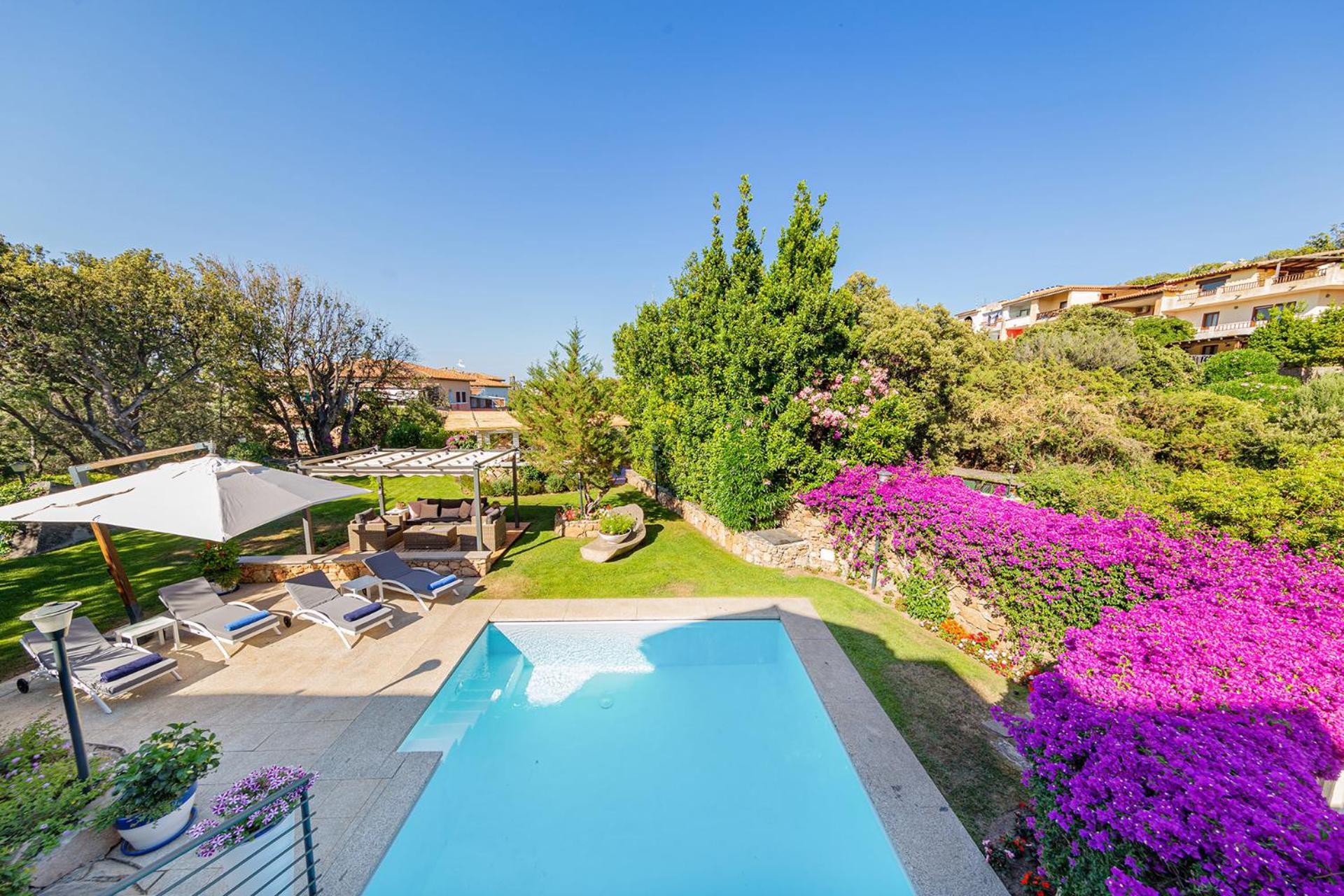 Villa with Private Pool photo 3