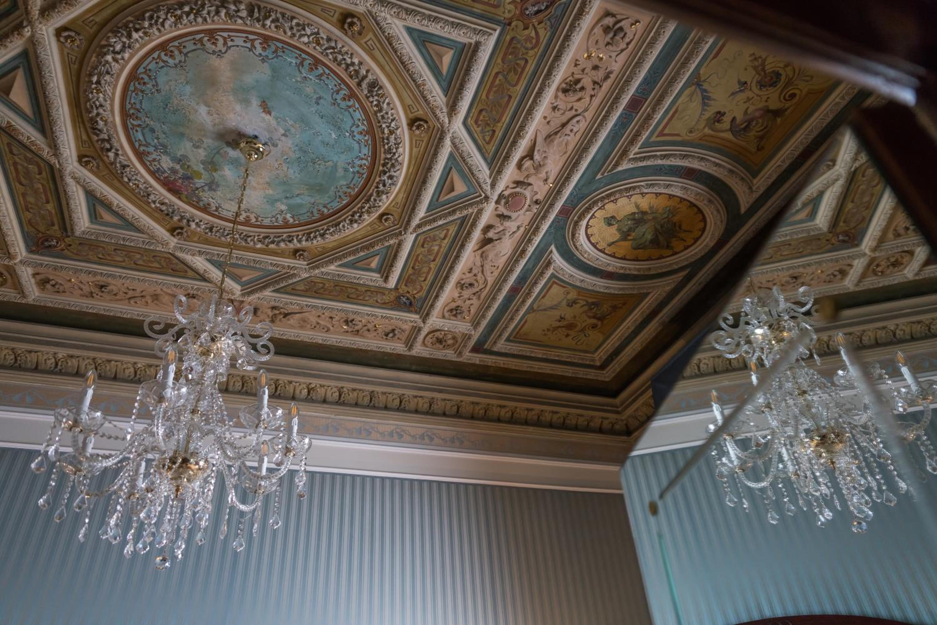 Suite - Photo 9