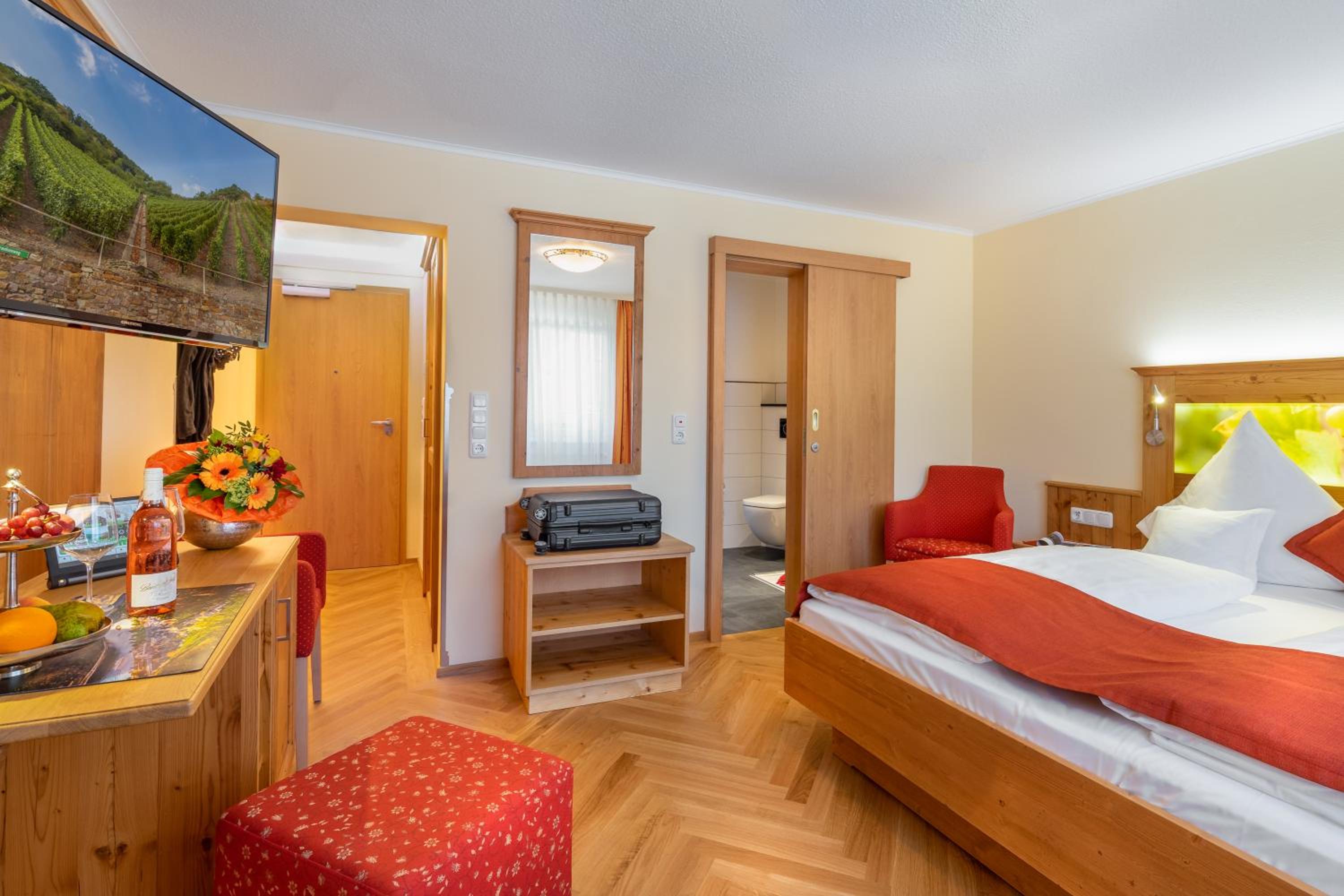 Superior Double Room - Photo 1