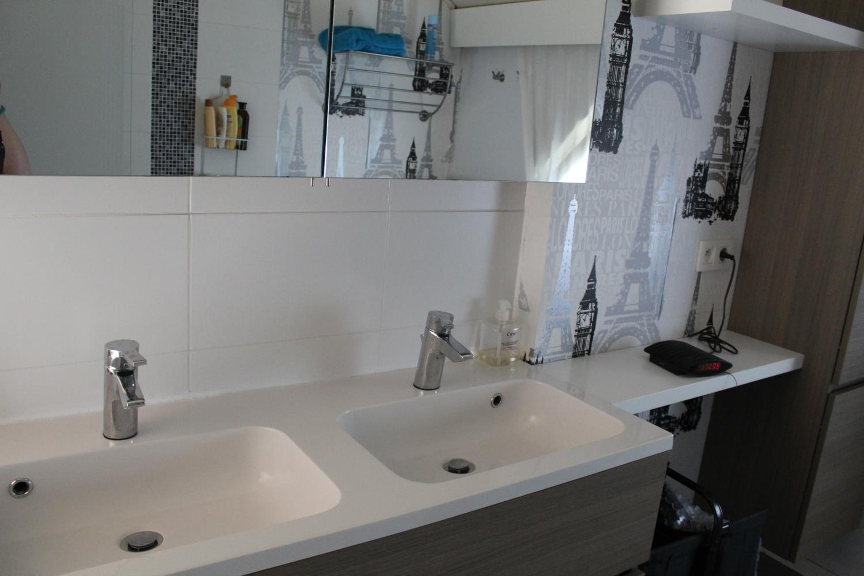 Large Double or Twin Room - Photo 7