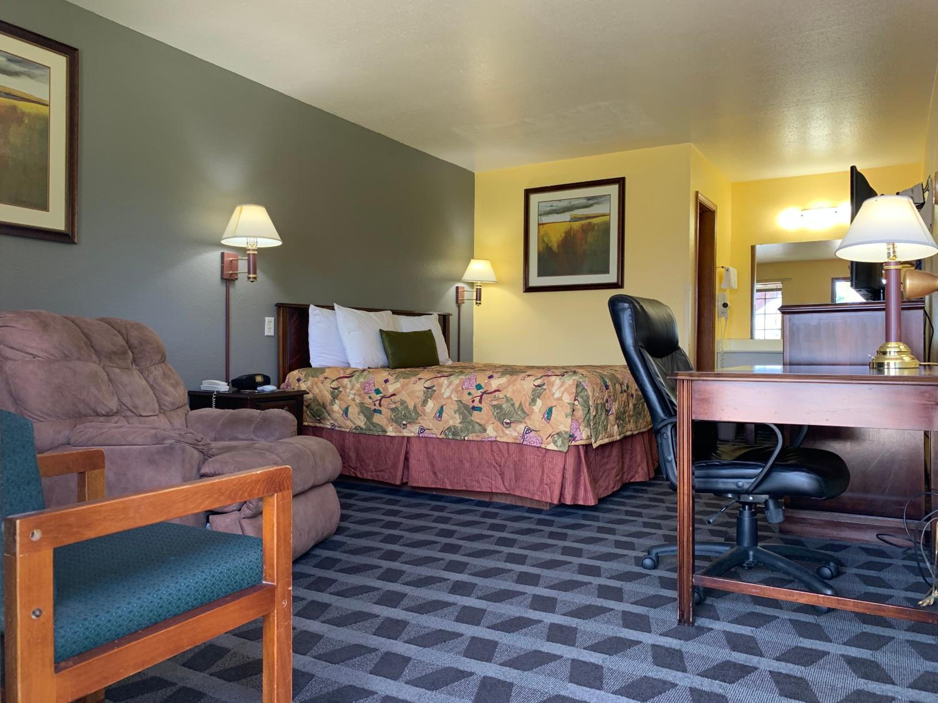 King Room - Photo 1