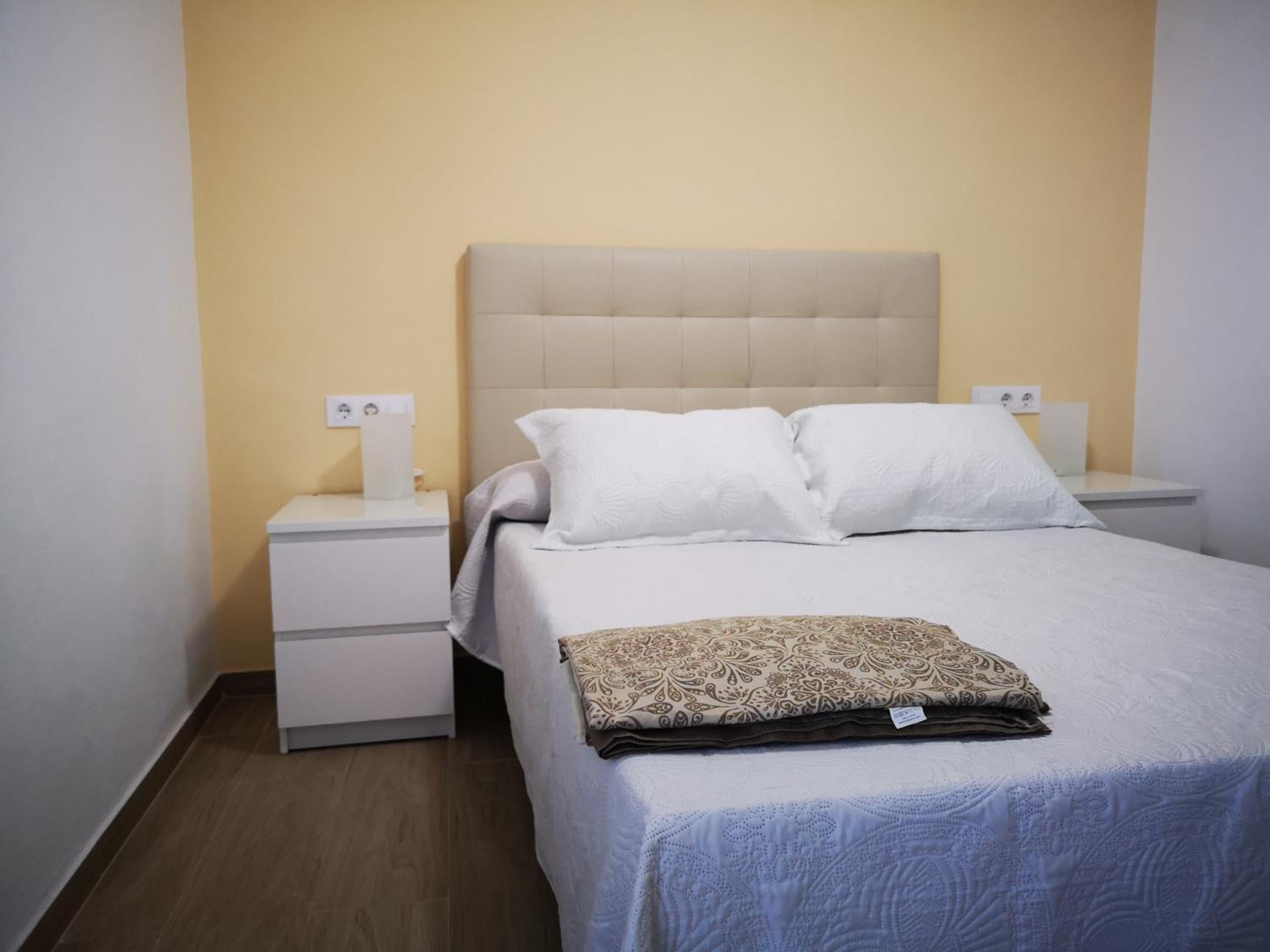 Apartamento de tres habitaciones con vista al mar
