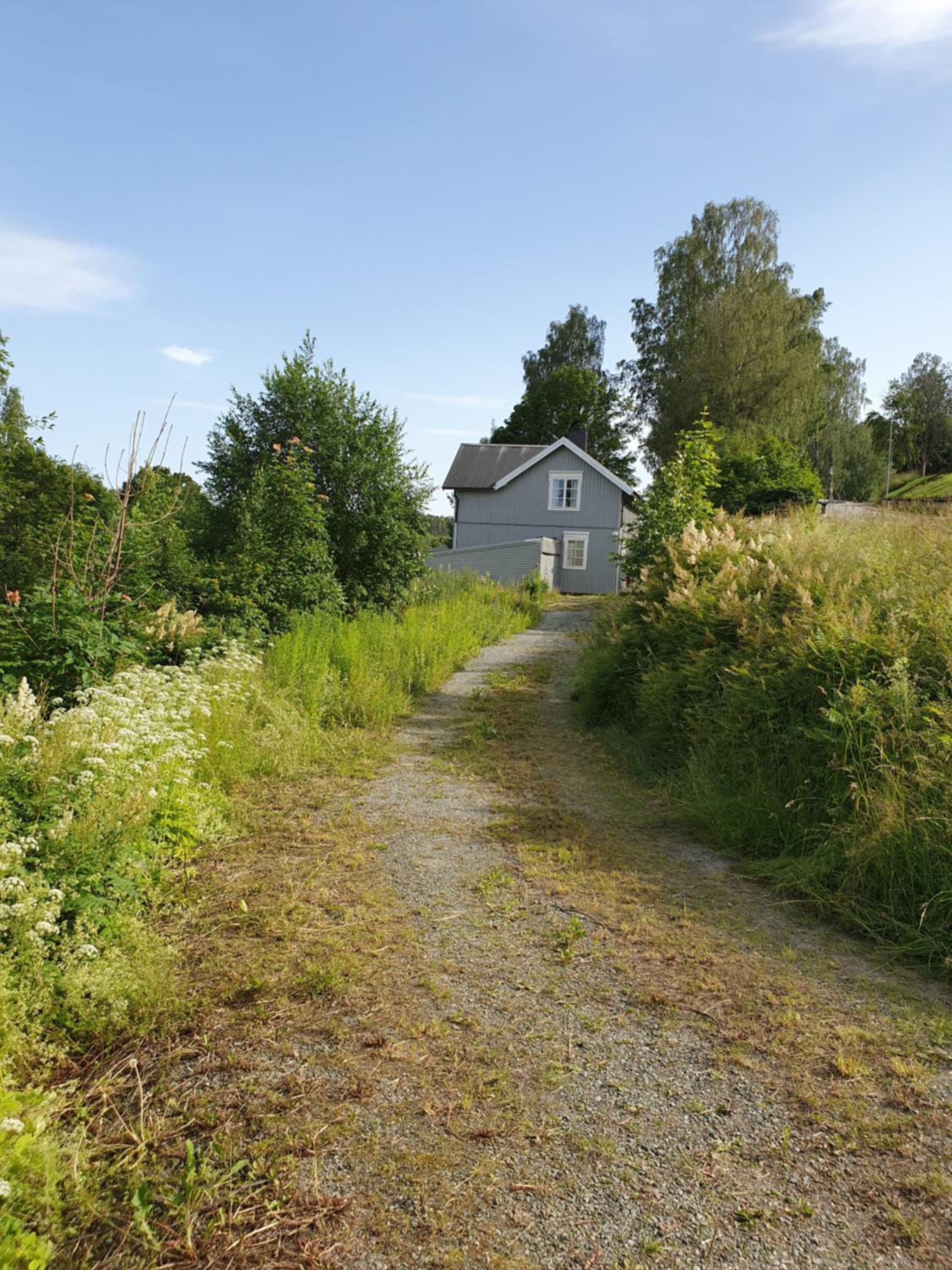 Three-Bedroom House - Photo 64
