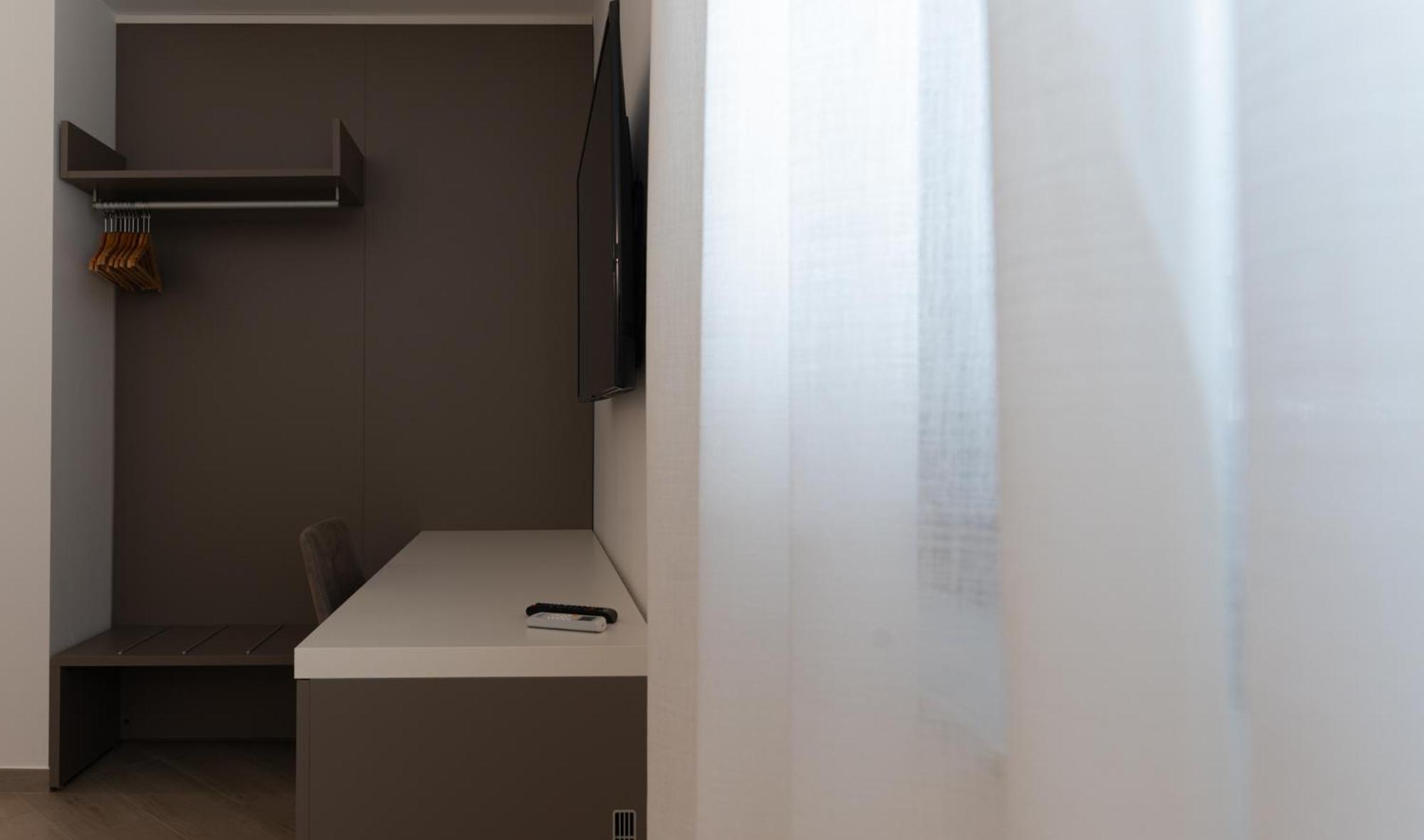 Deluxe Triple Room - Photo 5