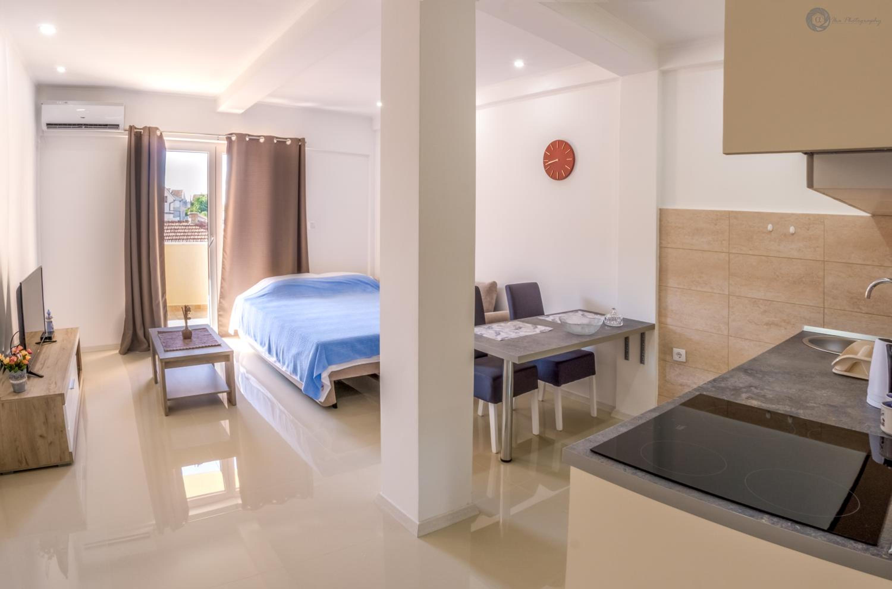 Apartment with Sea View photo 1