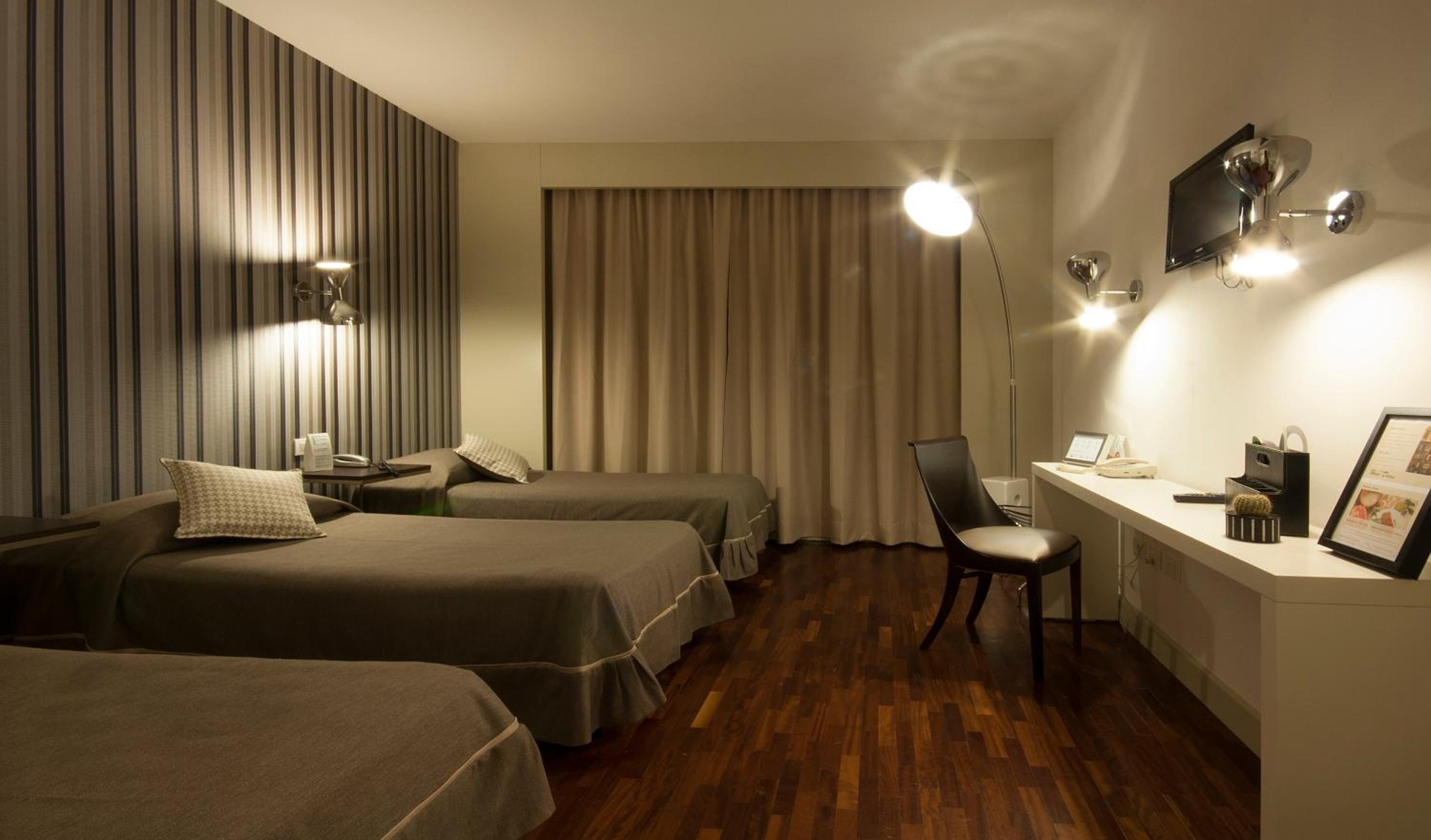 Twin Room - Photo 1