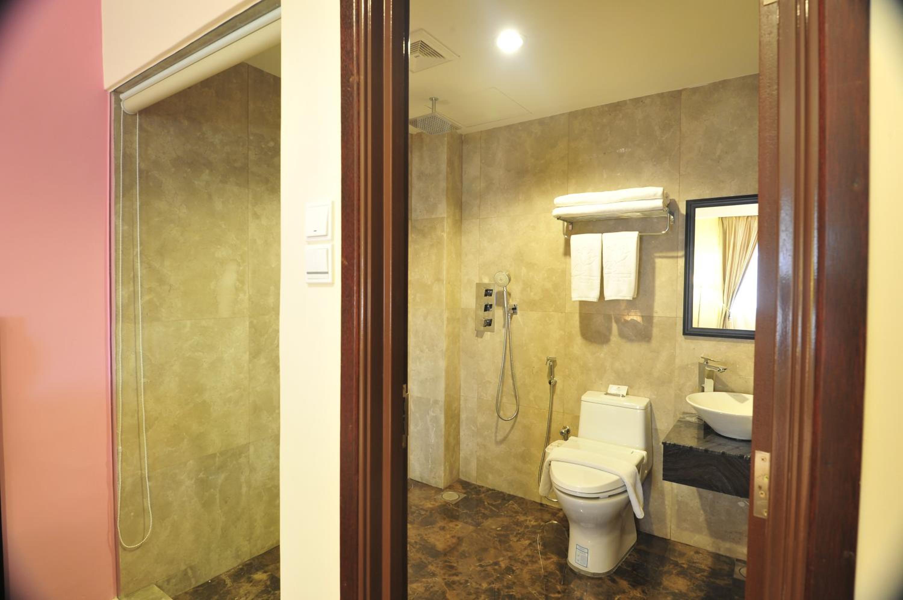 Superior Triple Room photo 2