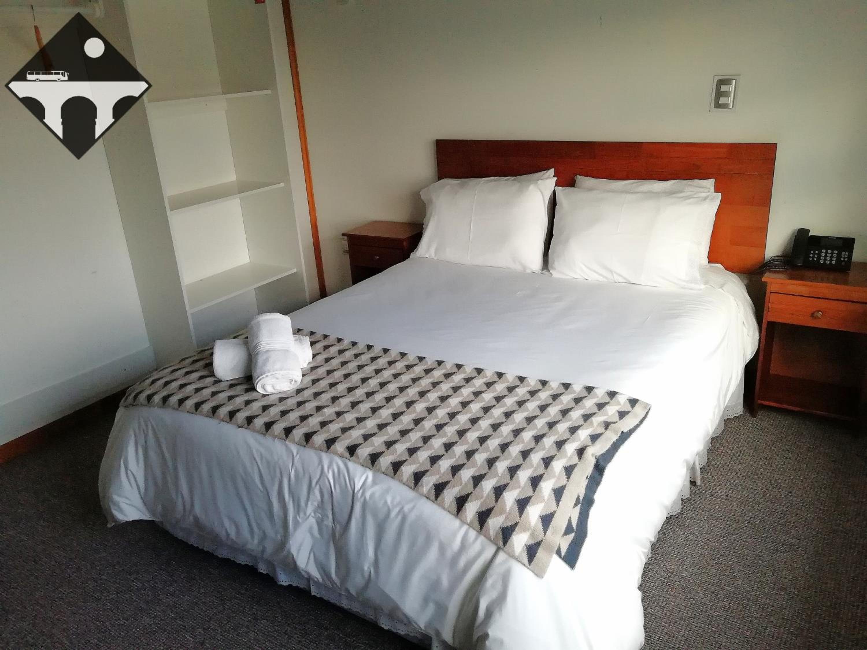 Double Room with Private Bathroom photo 2