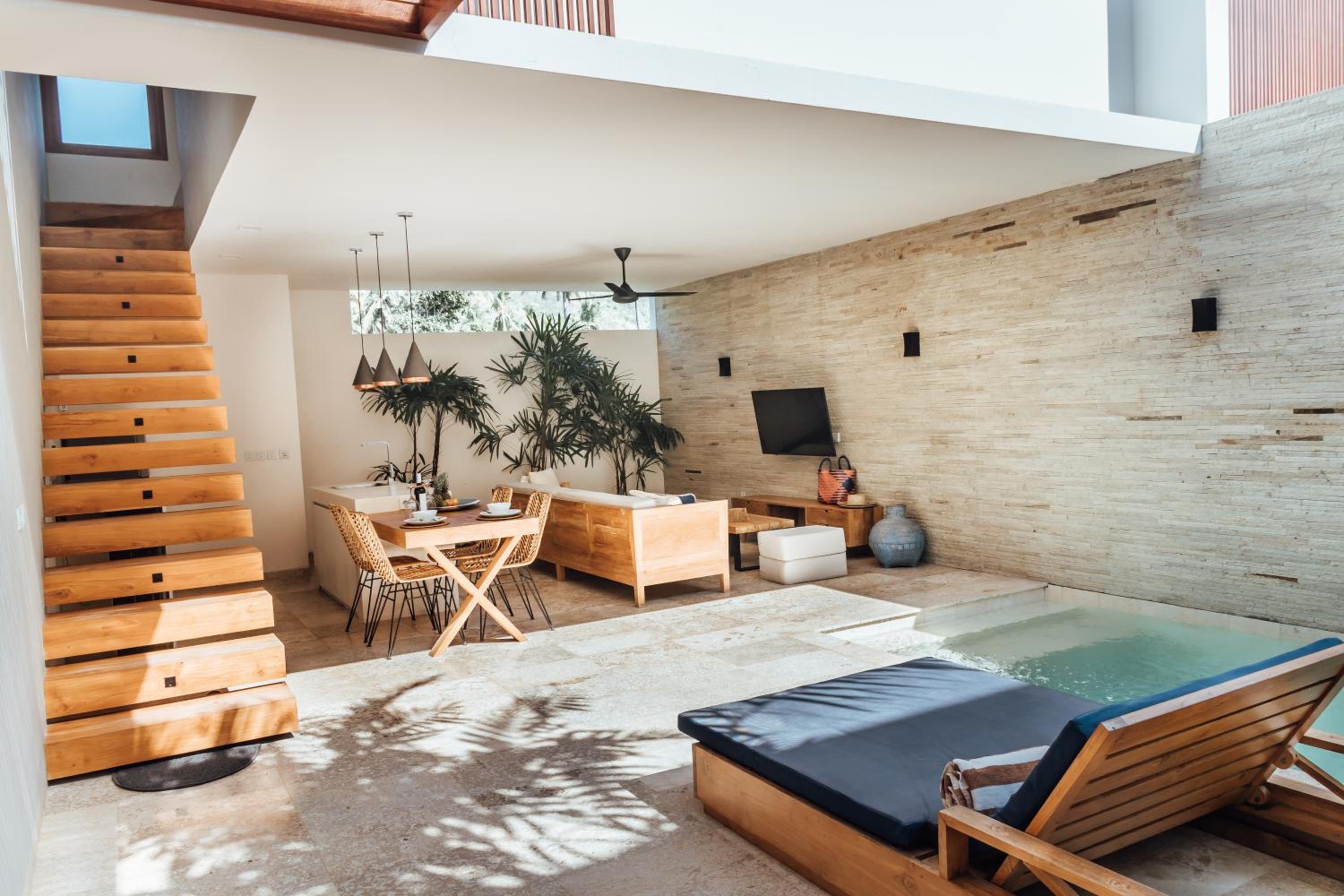 One-Bedroom Villa with Private Pool - Photo 1