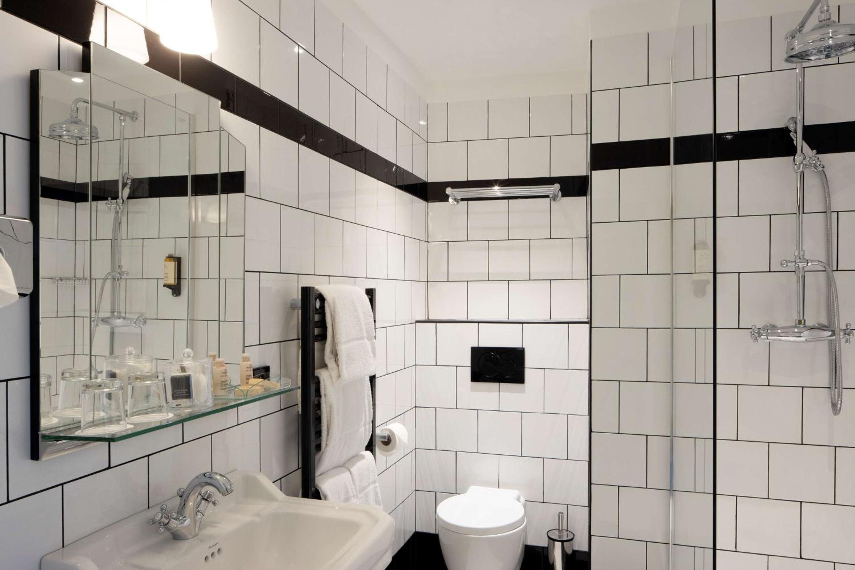 Superior Queen Room - Photo 3