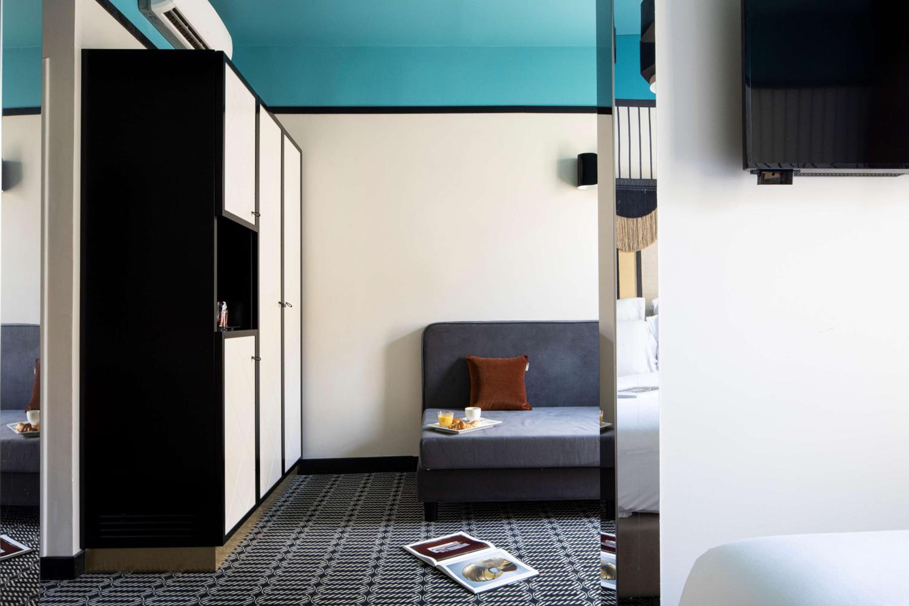 Superior Triple Room - Photo 10