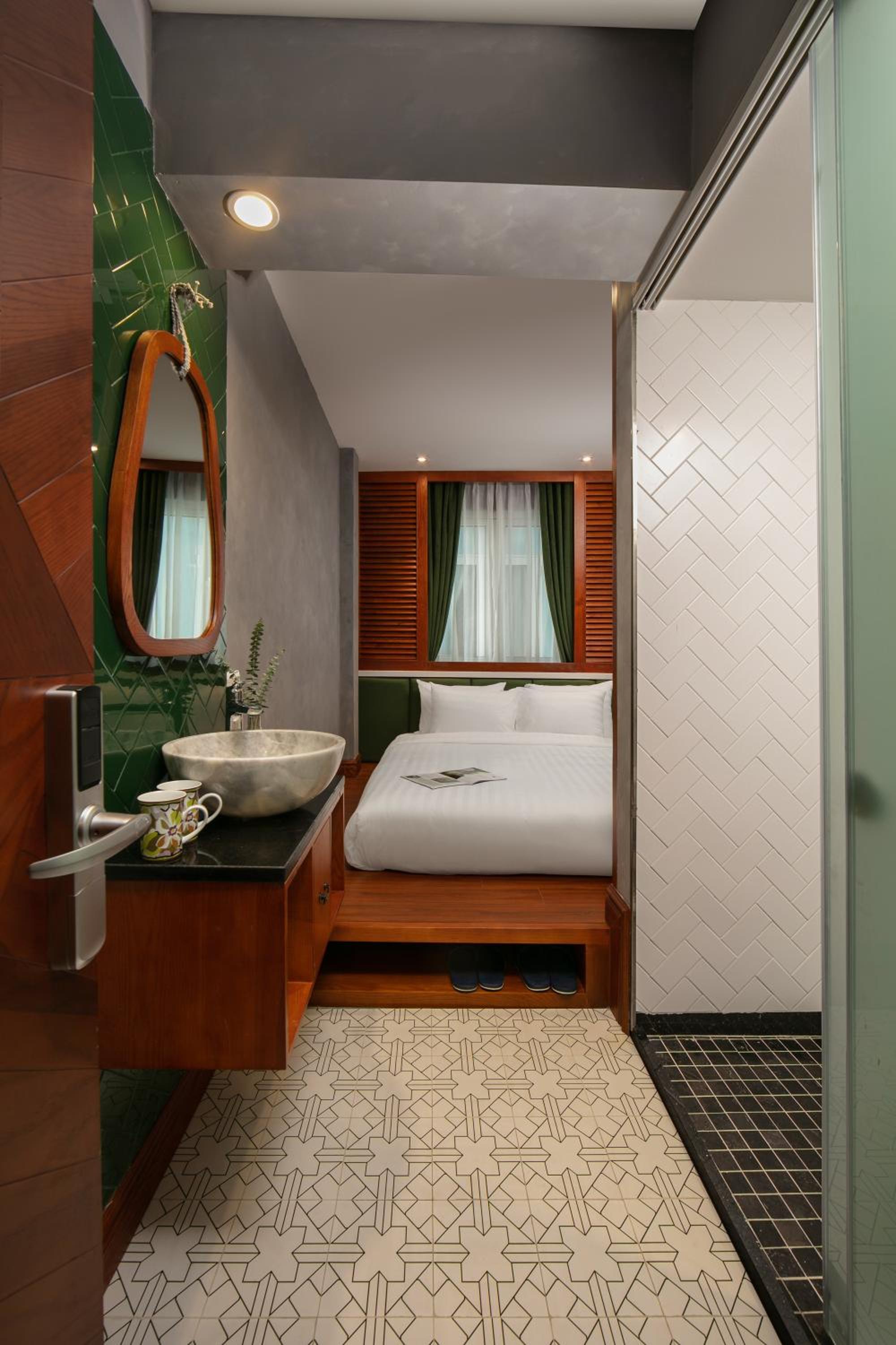 Standard King Room photo 2