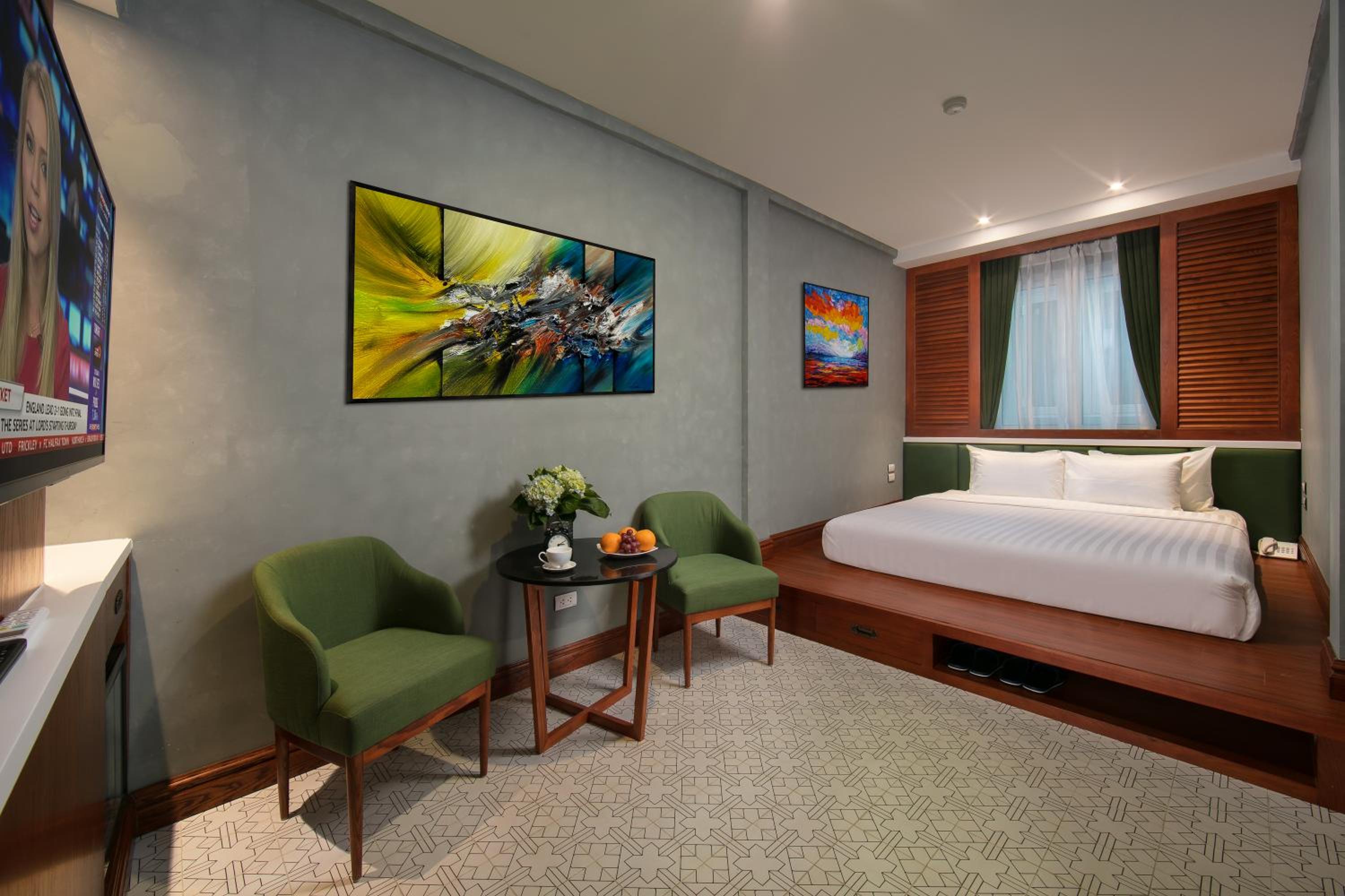 Executive Suite photo 2
