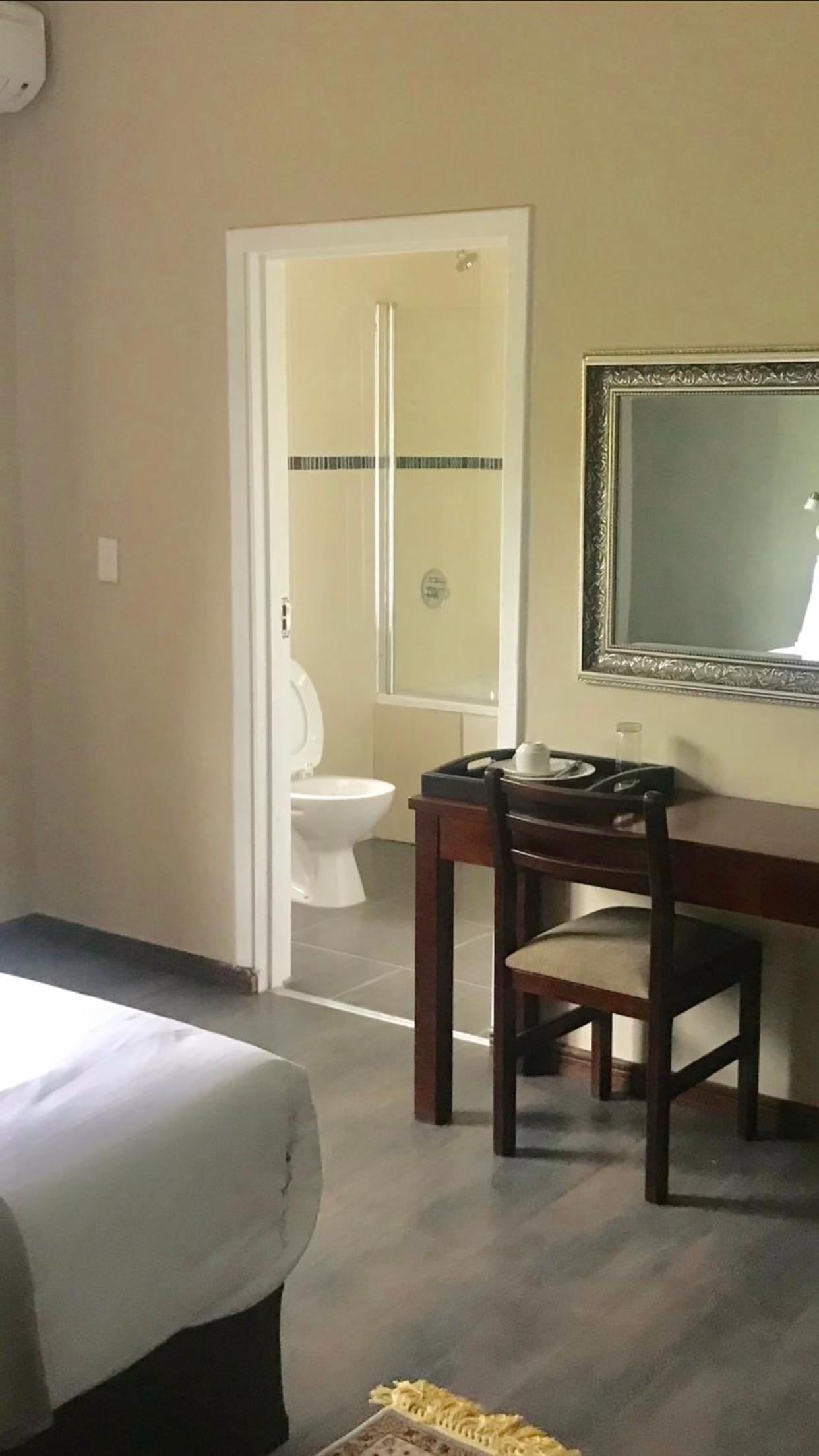 Double Room - Photo 2