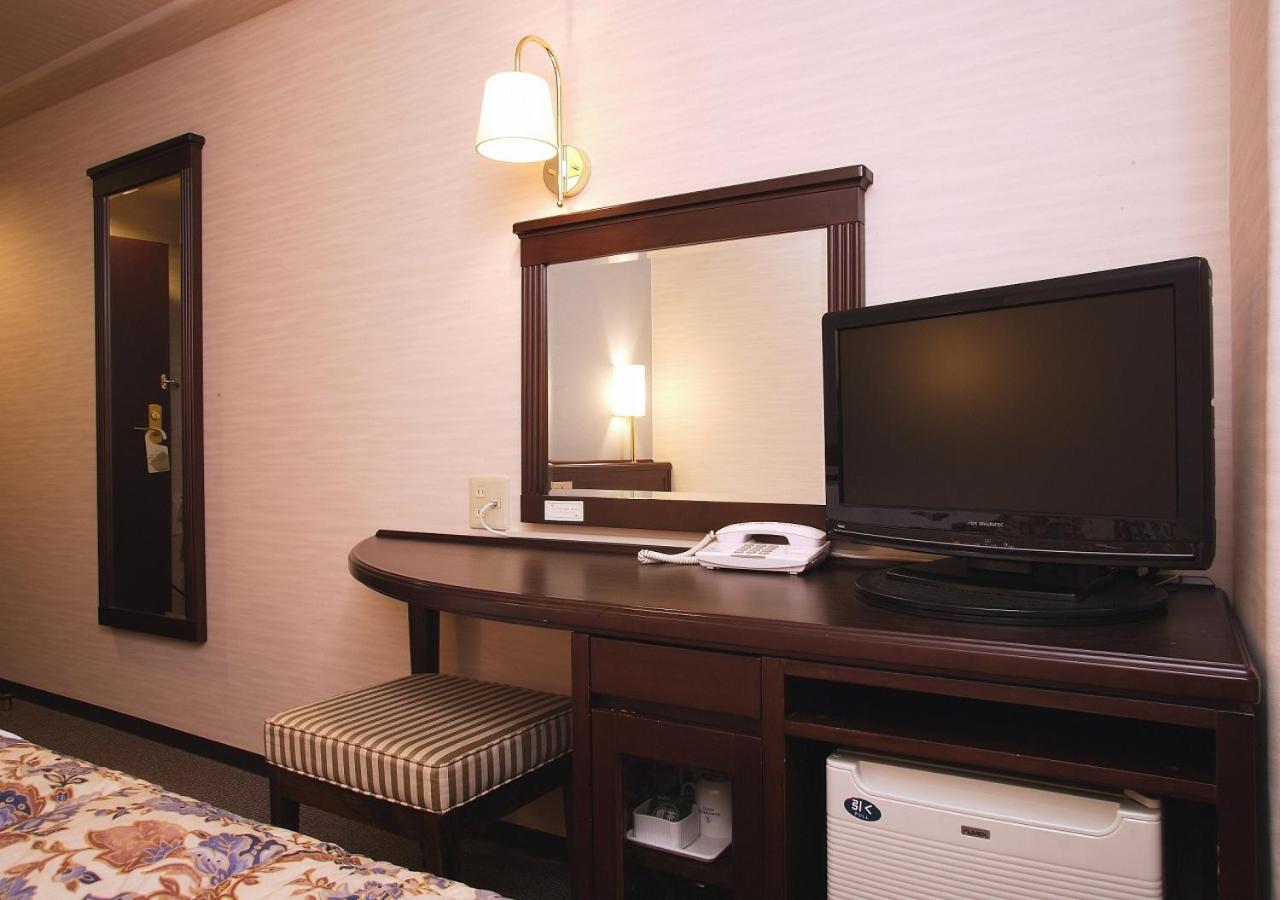 Double Room - Non-Smoking  photo 2