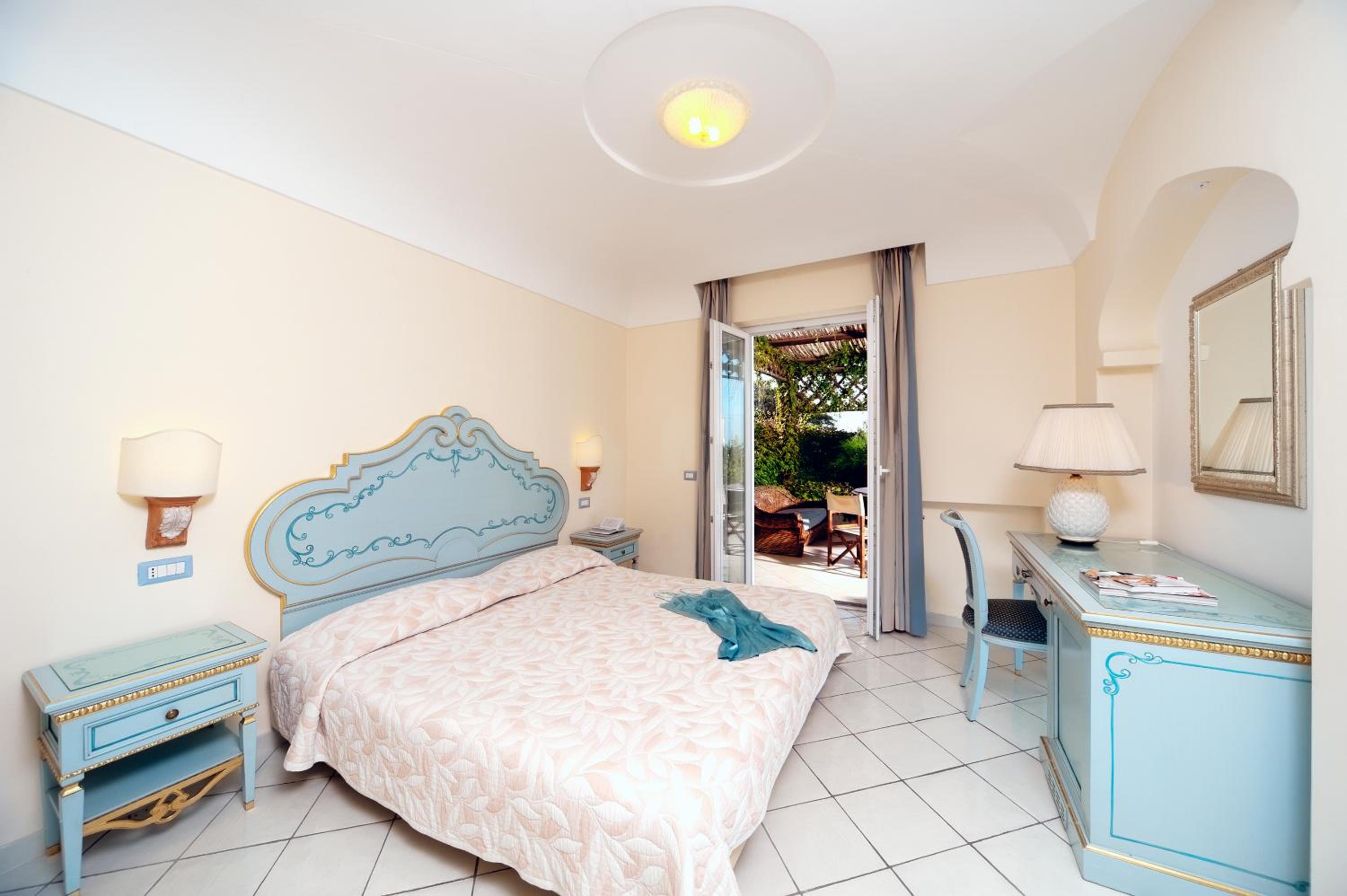 Villa com Piscina Privada