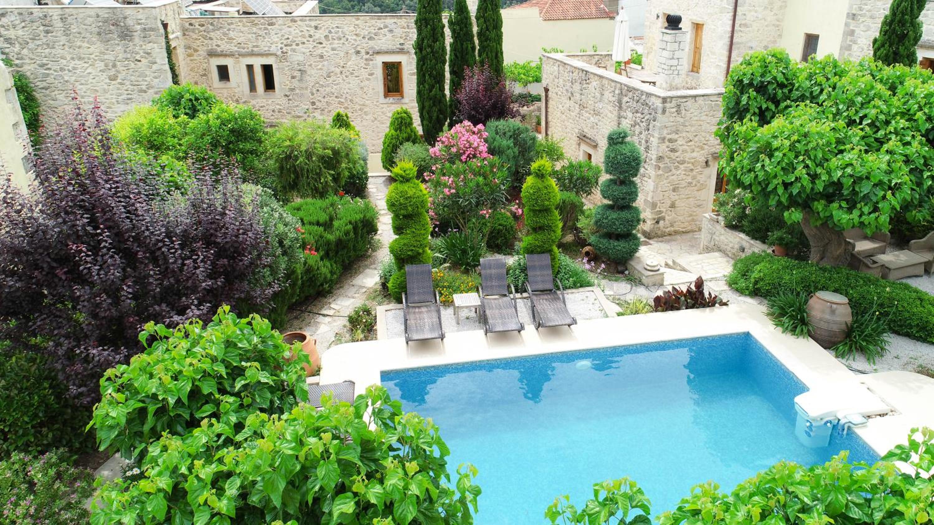 Villa with Private Pool photo 3