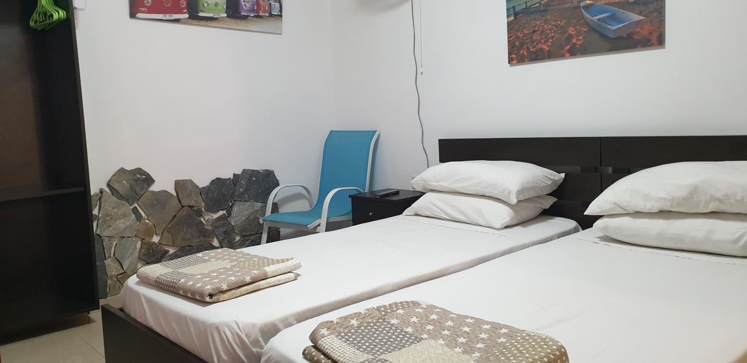 Budget Twin Room photo 2