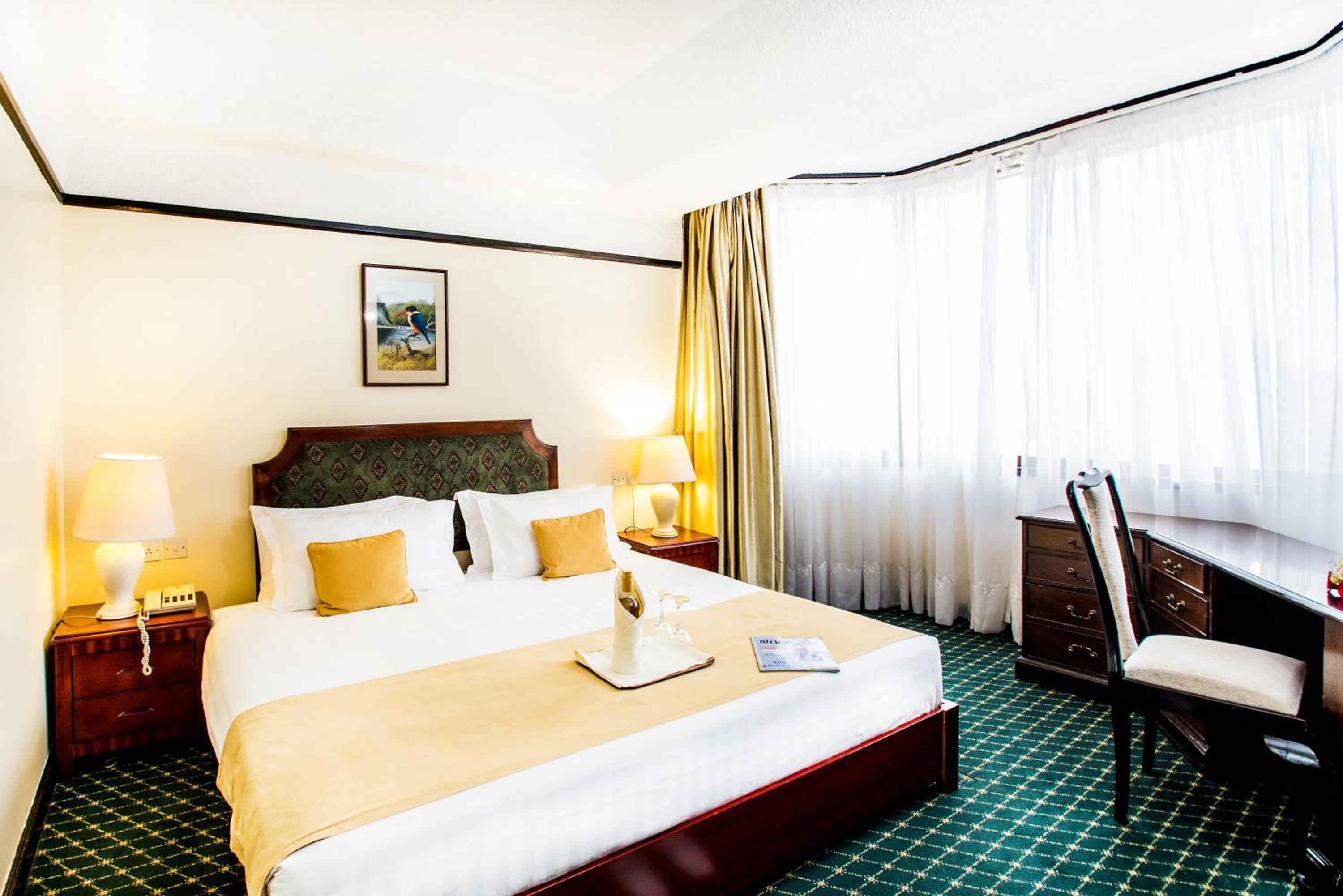 Panoramic Suite - Photo 8