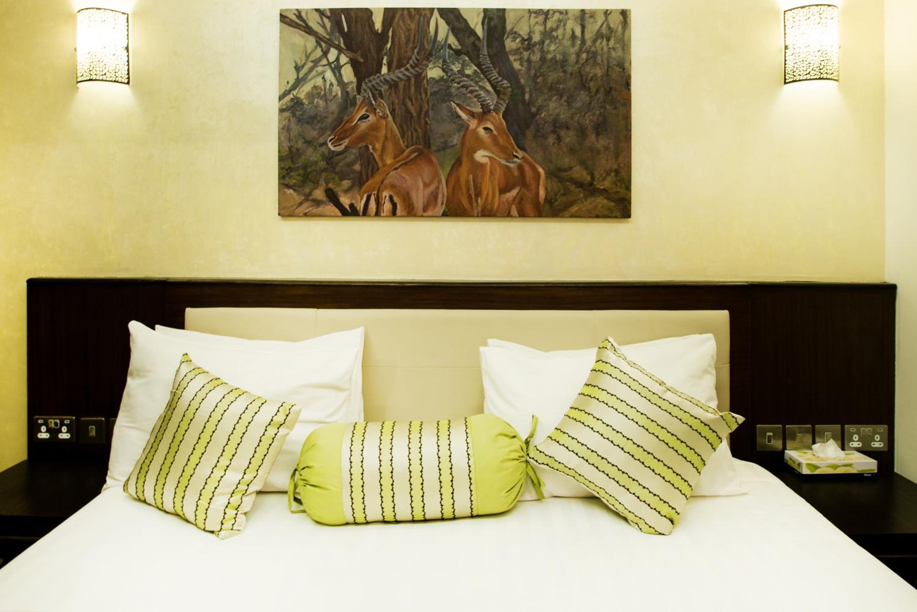 Suite with Balcony - Photo 5