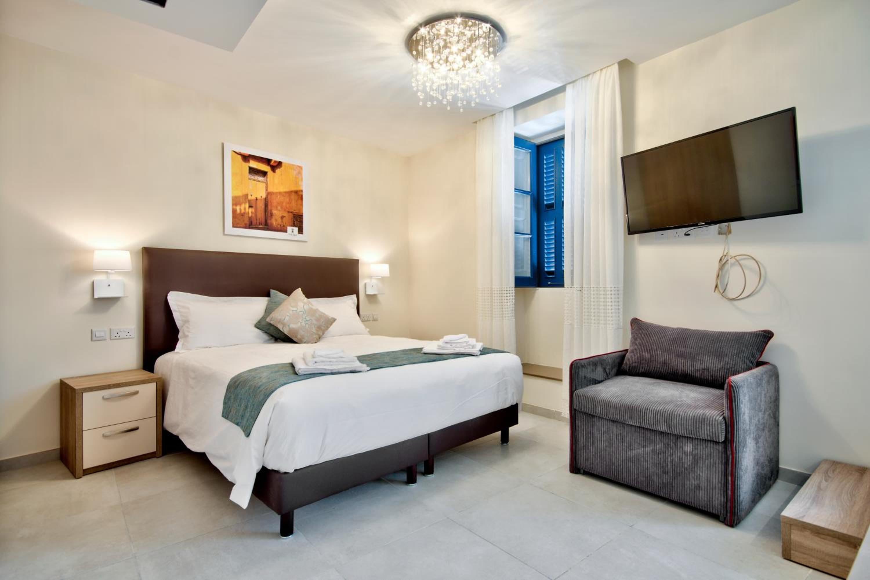 Suite with Balcony