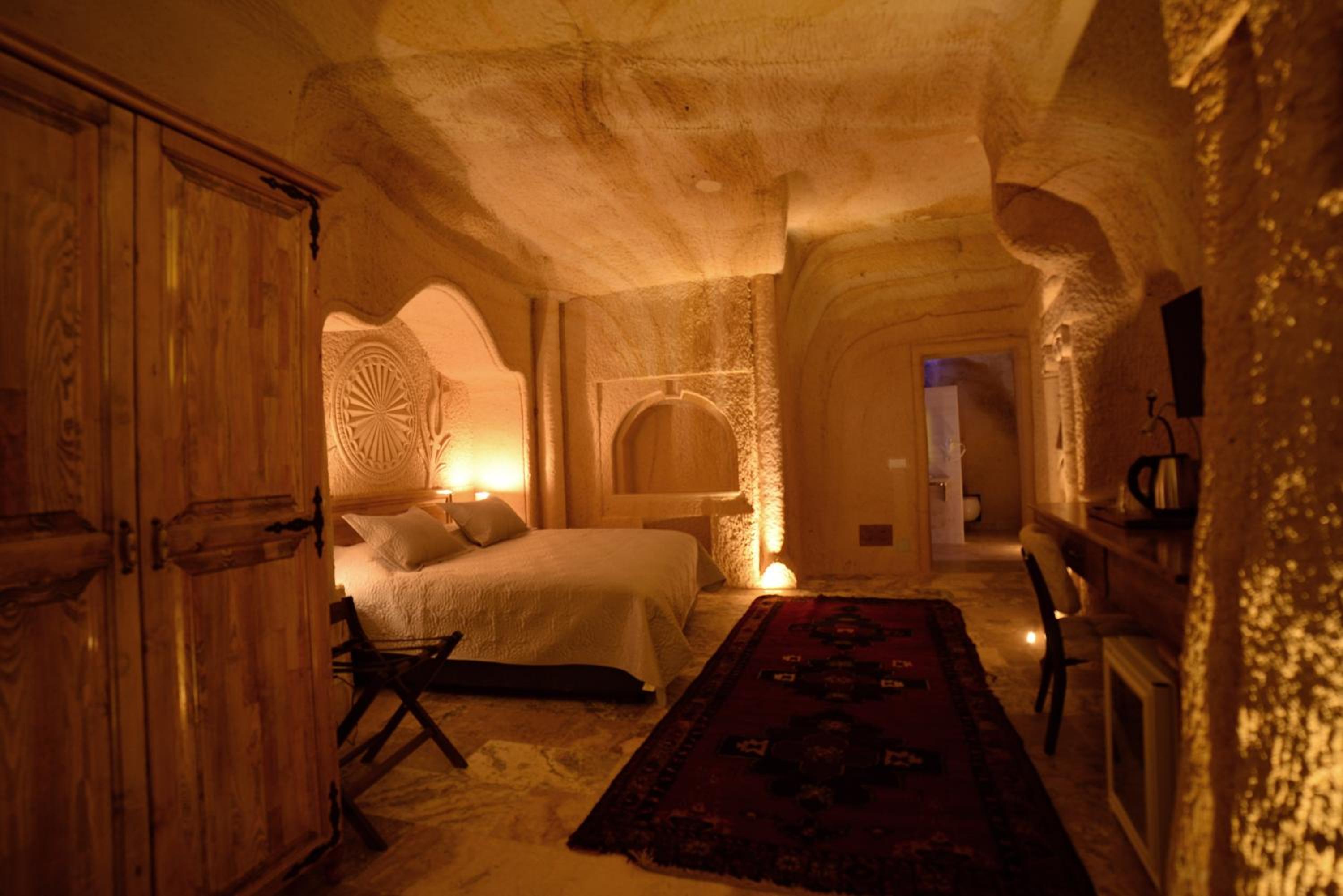 Cave Suite Room - Photo 11