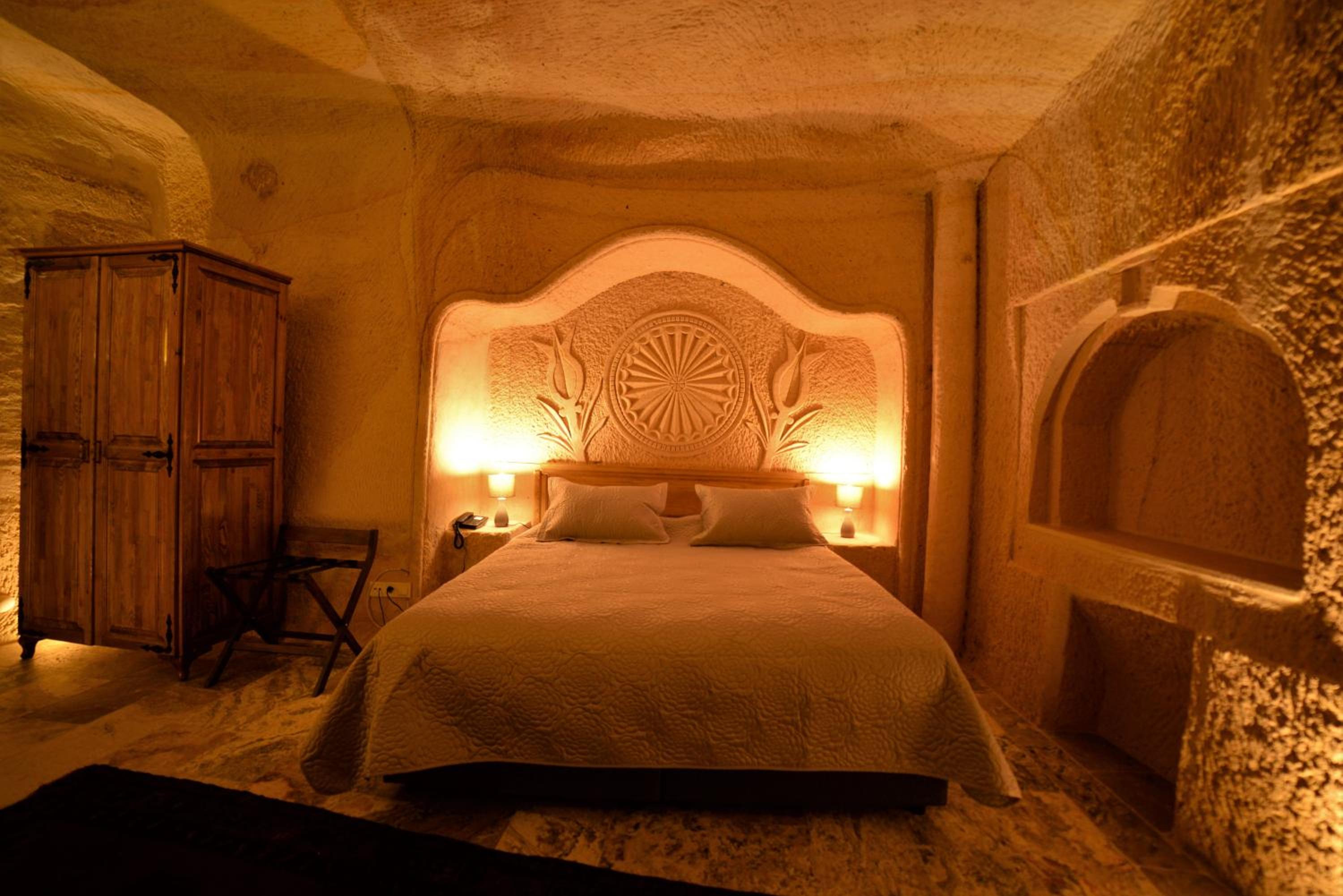 Cave Suite Room - Photo 10