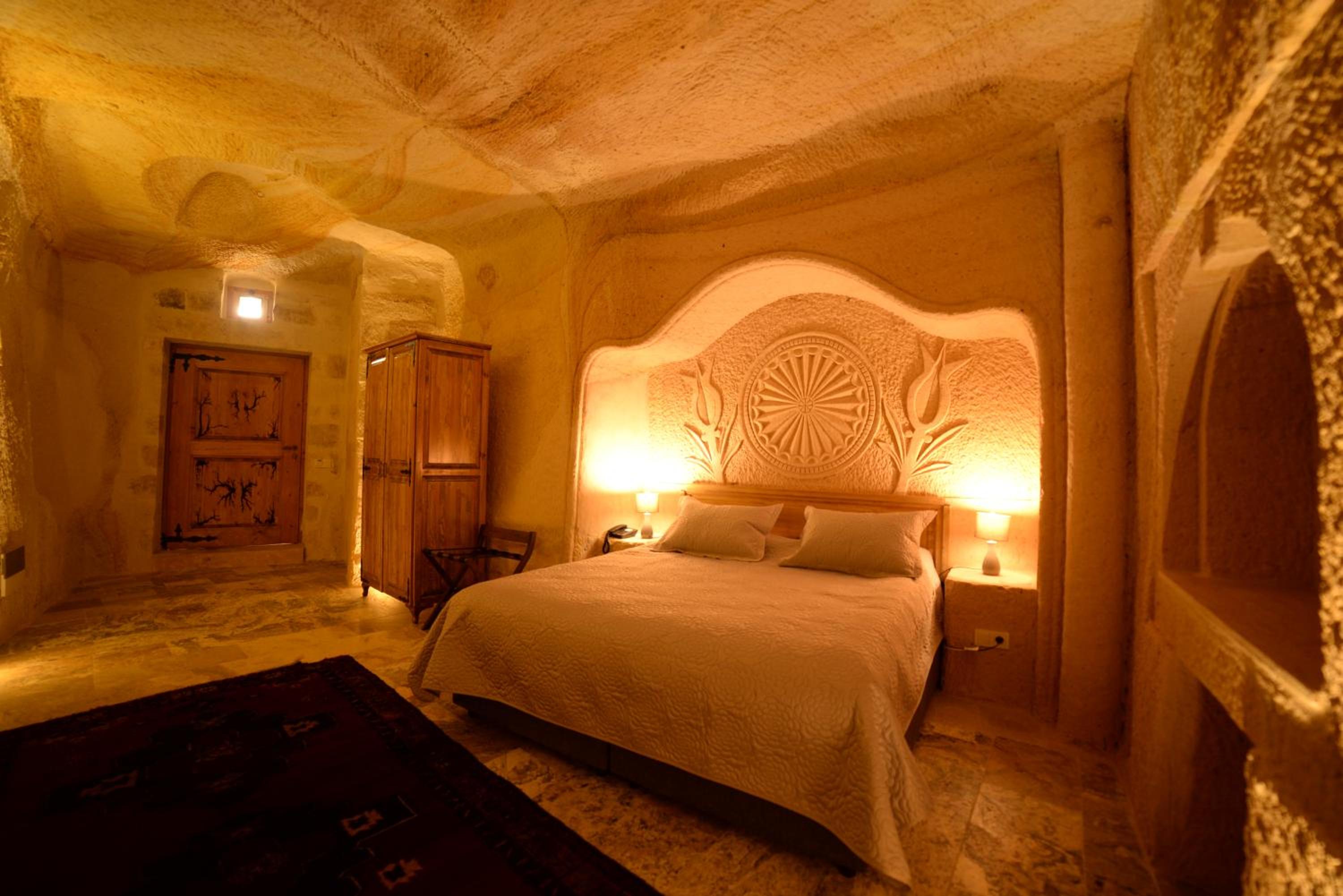 Cave Suite Room - Photo 9
