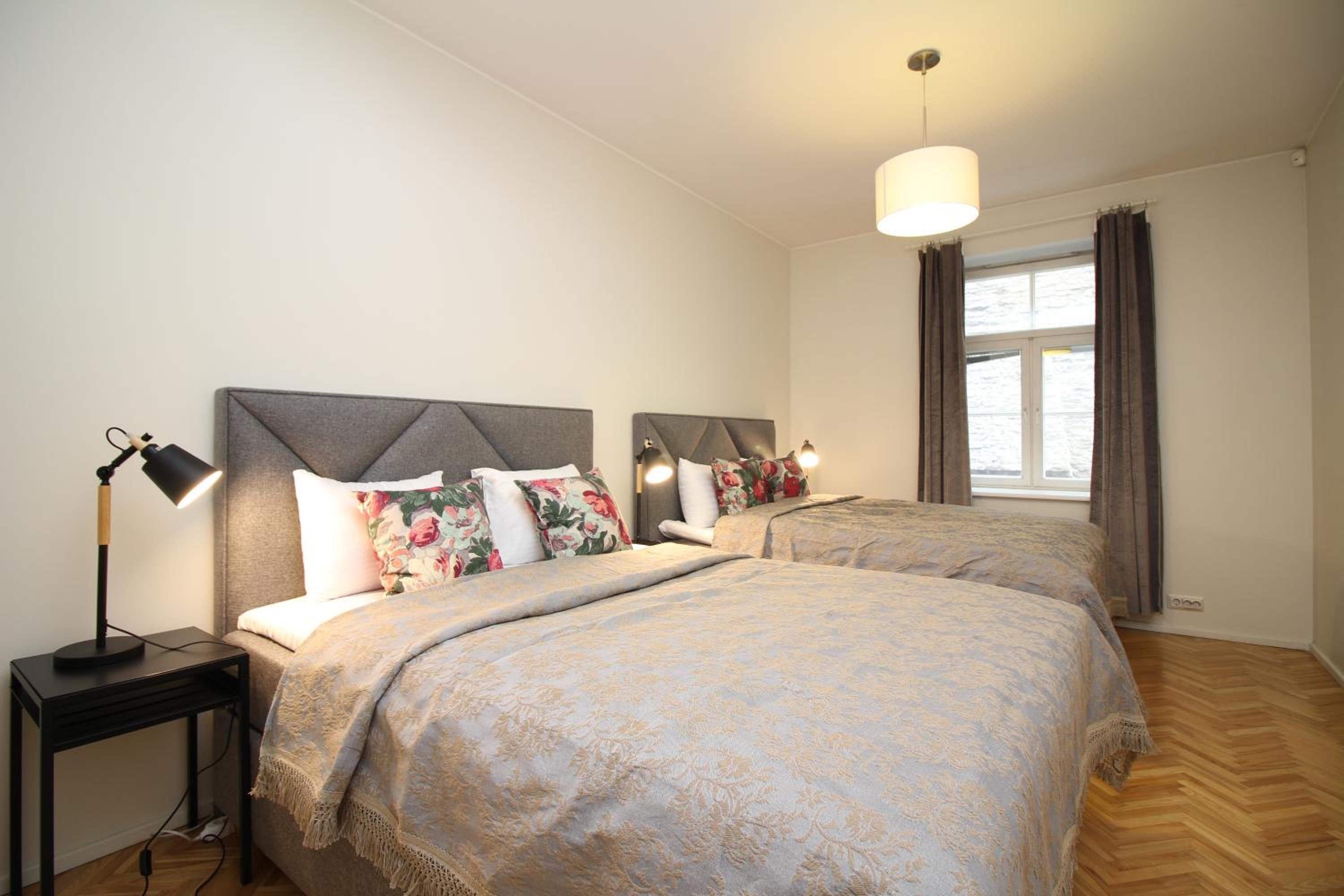 Apartment - Photo 10
