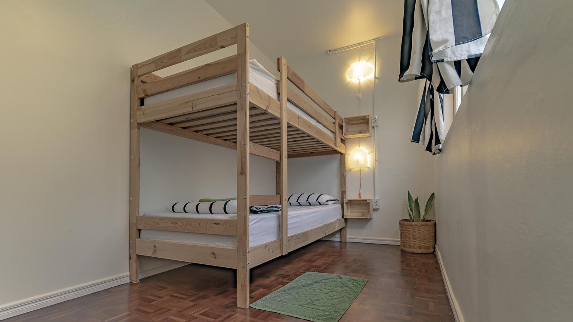 Twin Room with Shared Bathroom photo 3