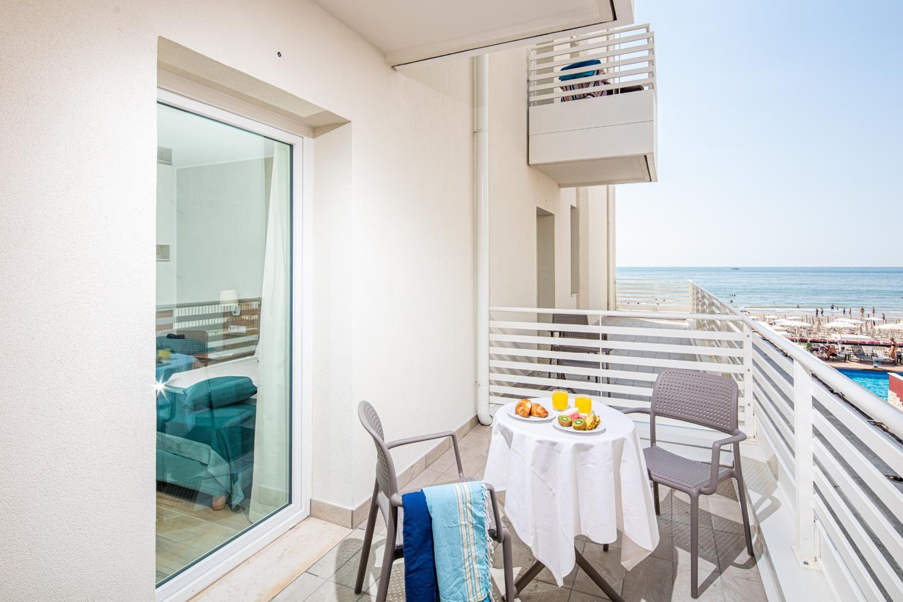 Two connected Rooms - Photo 6