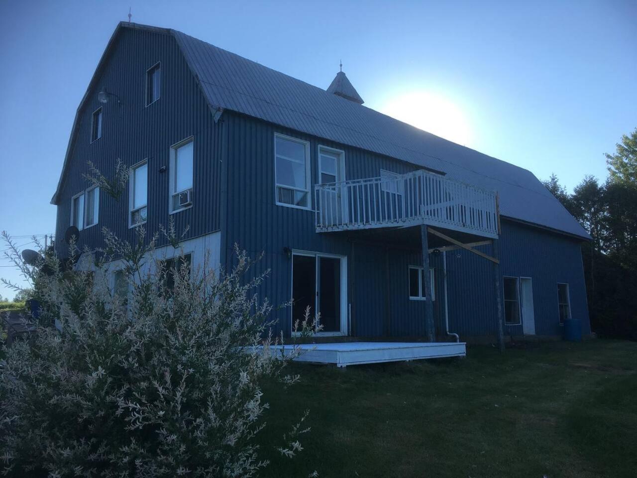 Three-Bedroom Chalet - Photo 16