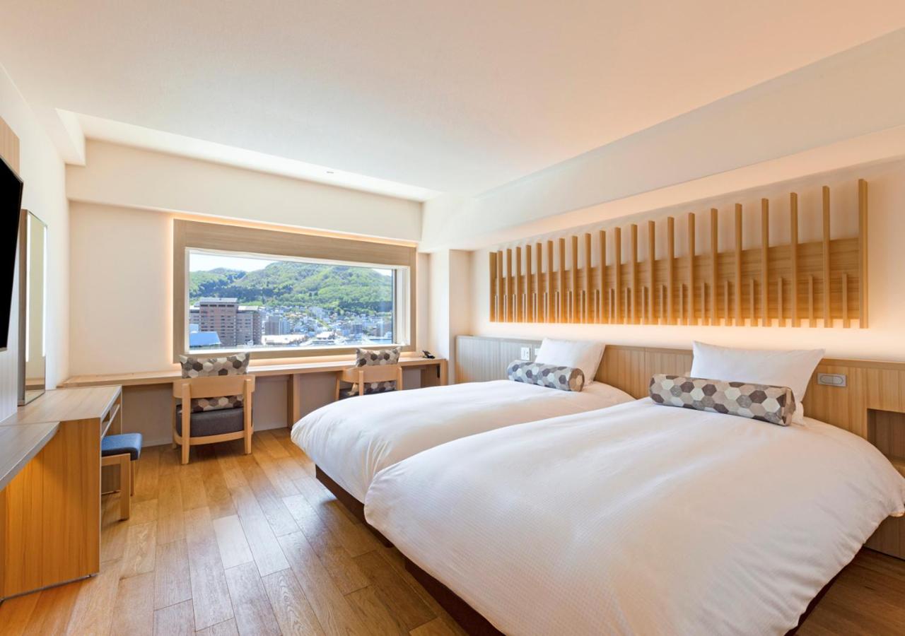 Premier Deluxe Twin Room - Photo 1