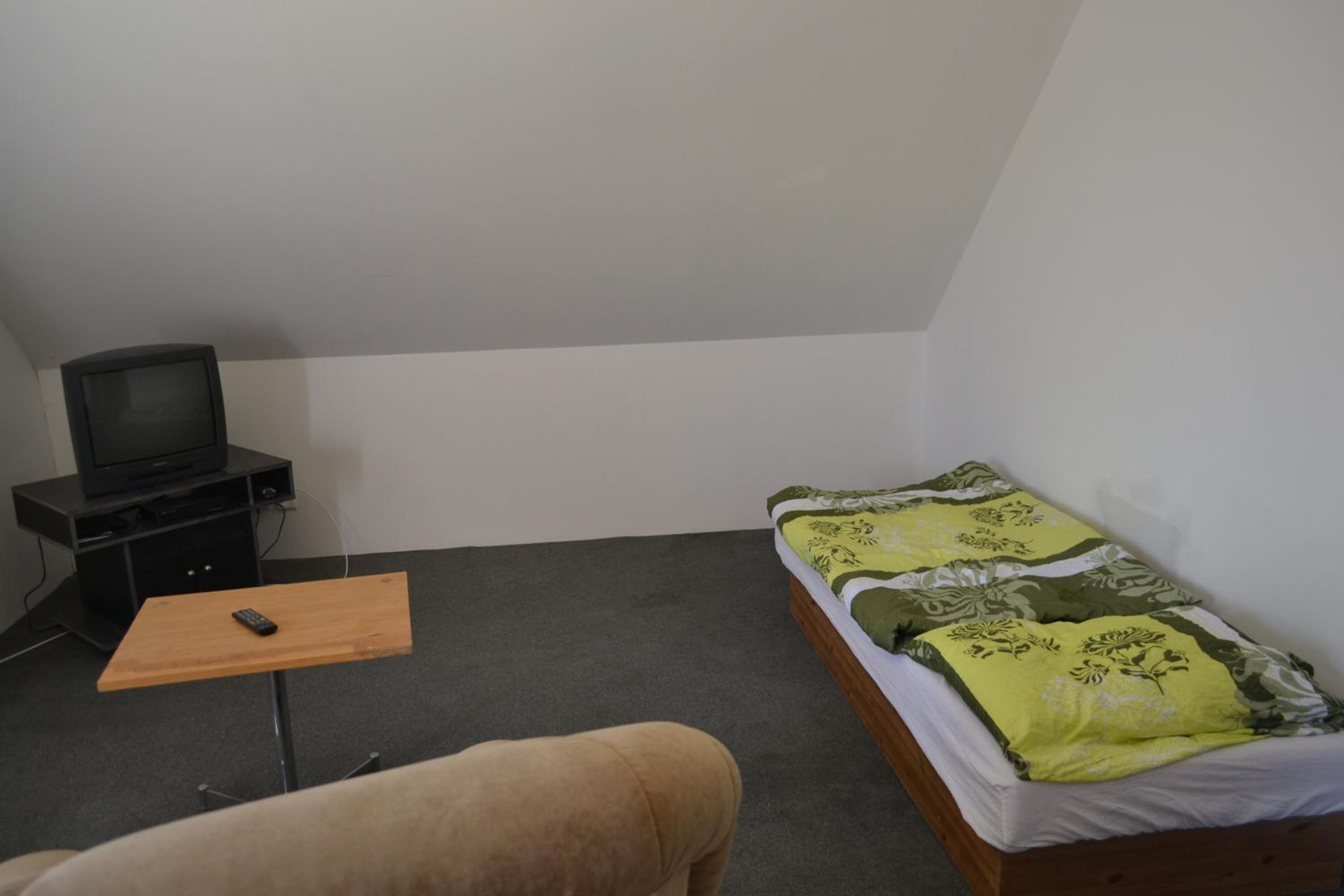 Quadruple Room With Private External Bathroom photo 3