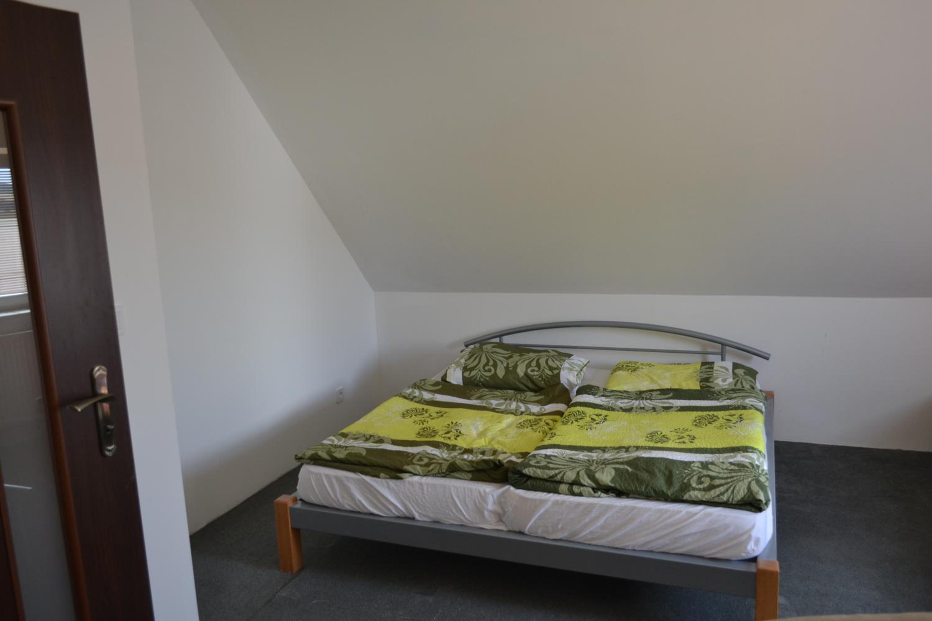 Quadruple Room With Private External Bathroom photo 2