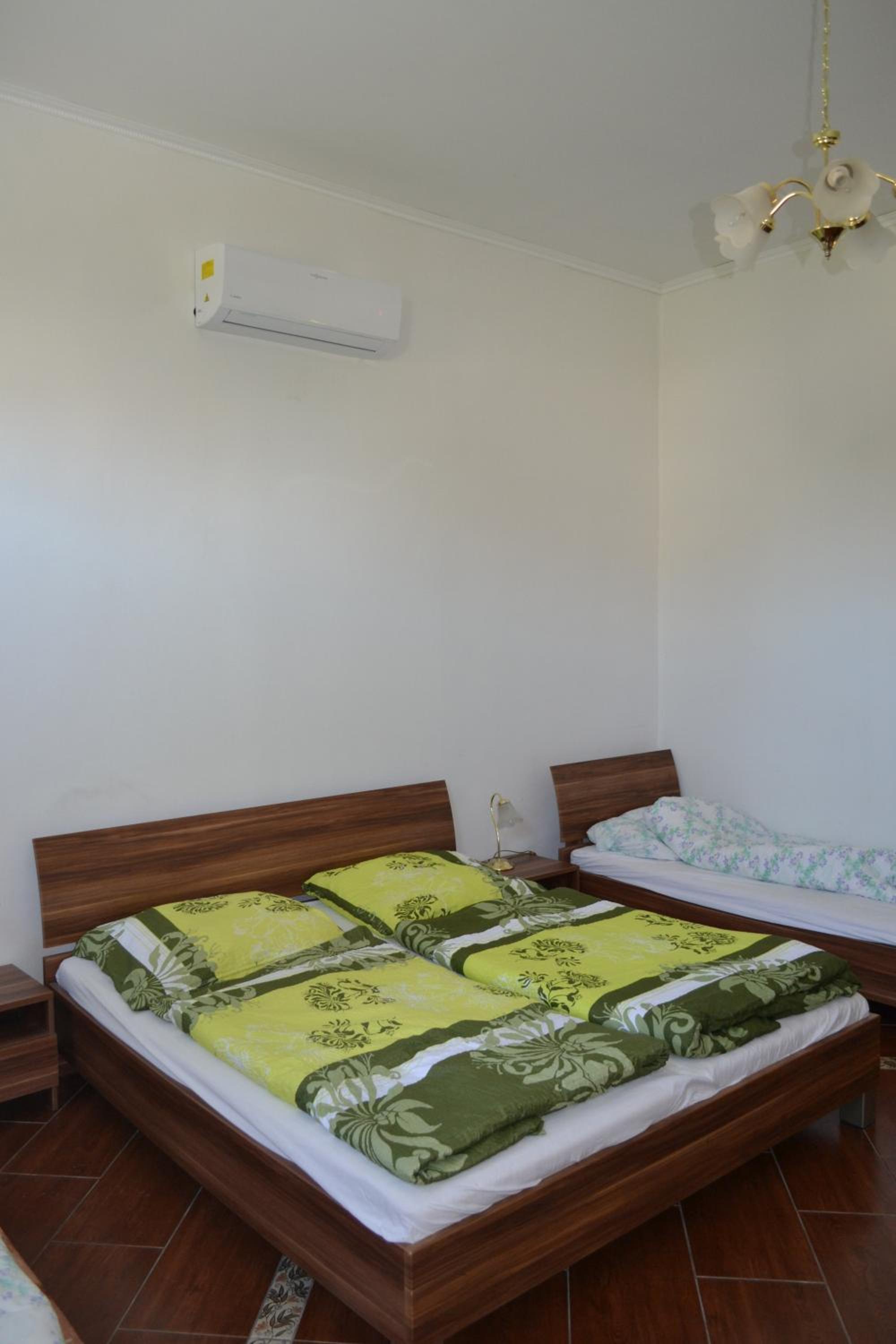 Quadruple Room With Bathroom photo 3