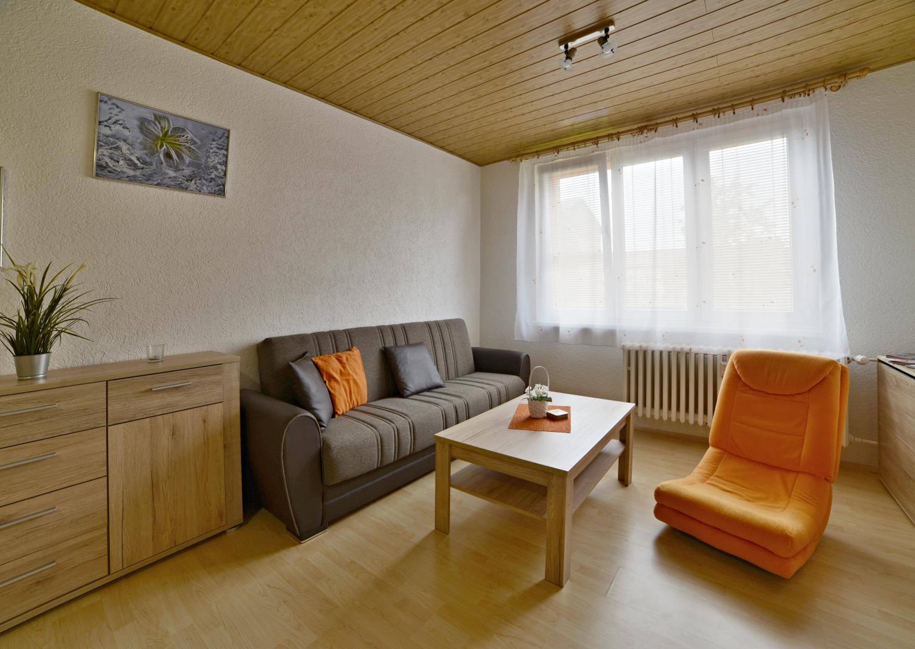 Apartment - Ground Floor photo 2