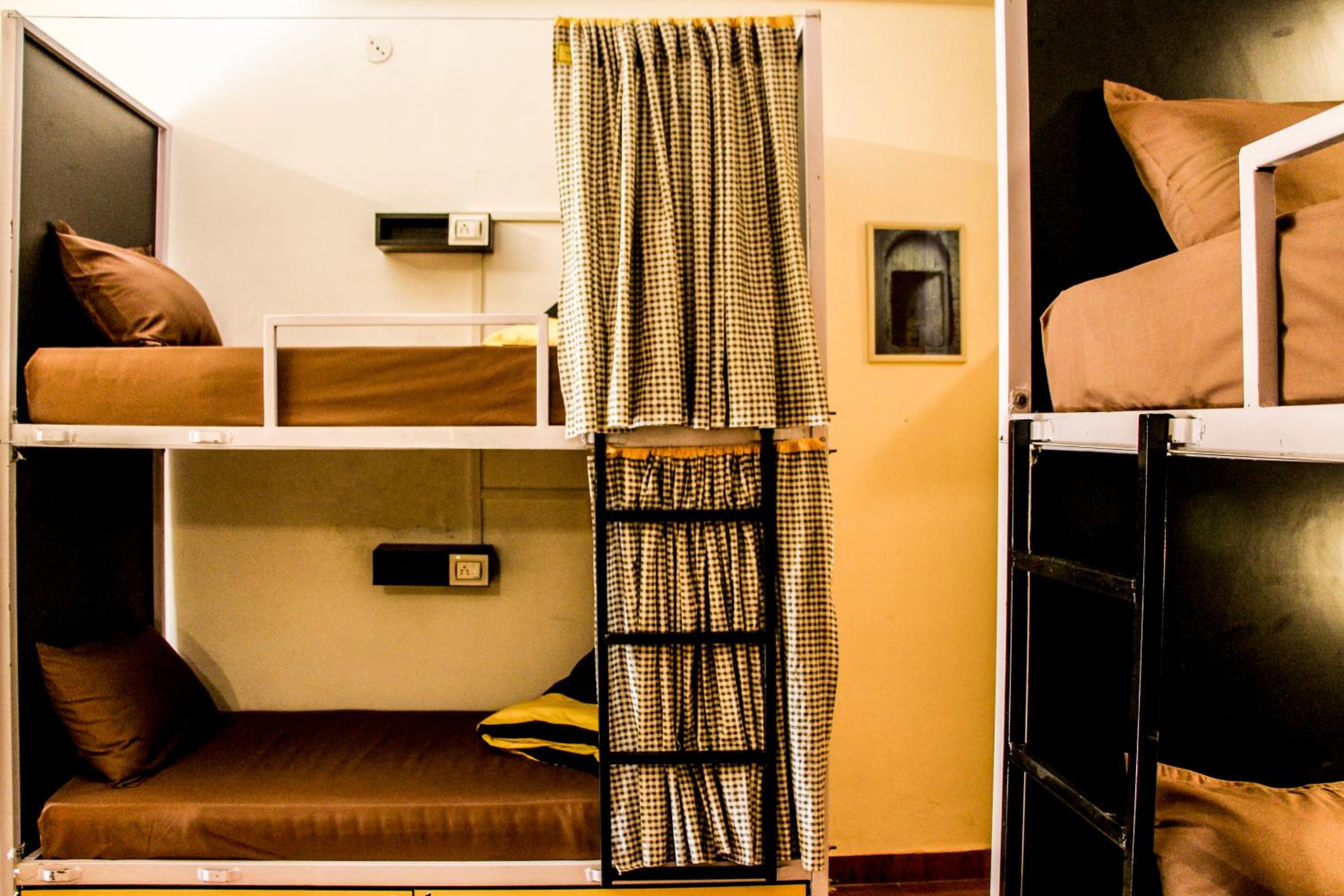 Bed In 6-Bed Mixed Dormitory Room photo 2