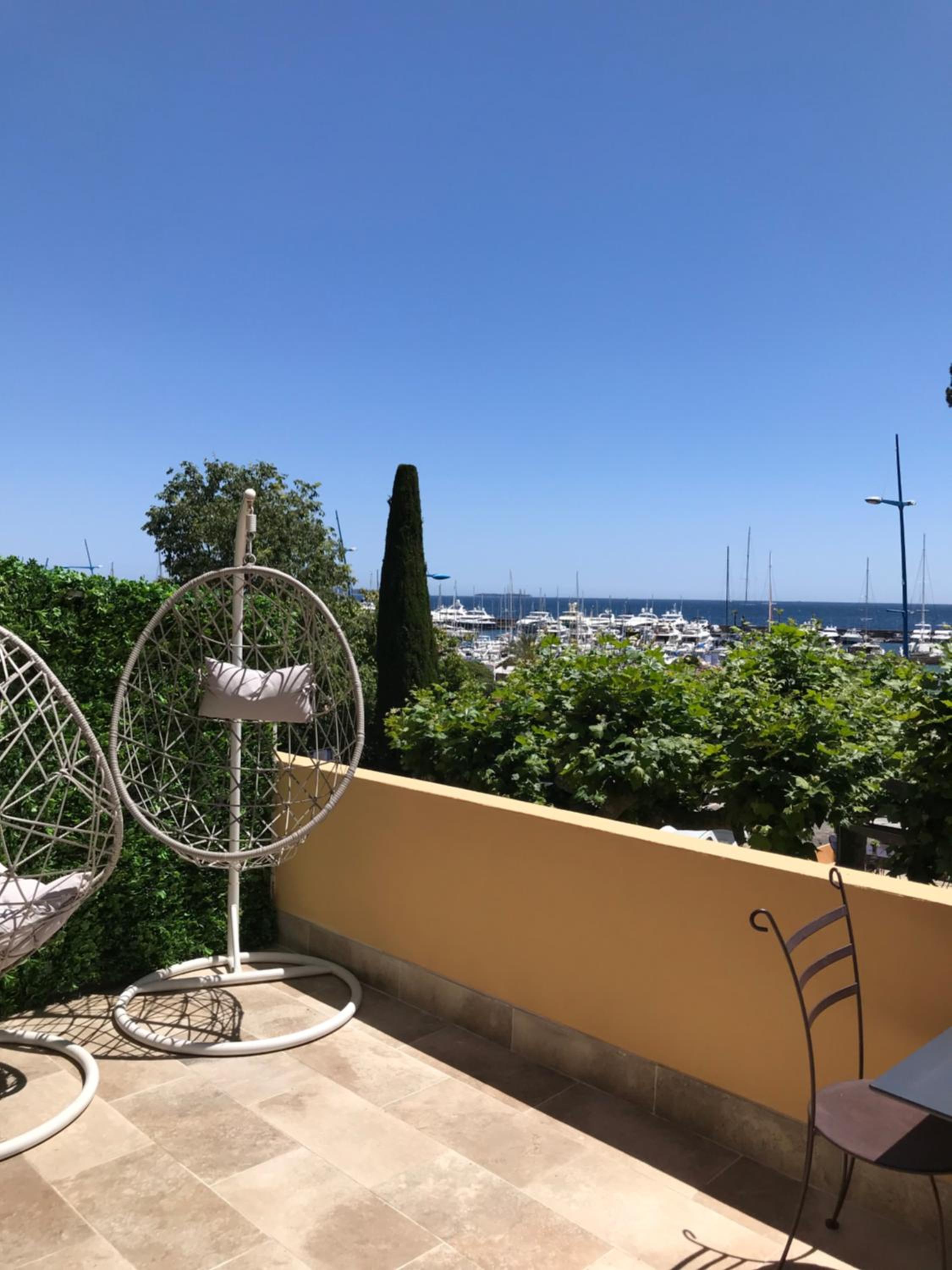 Family Room with Sea View (2 Adults + 2 Children) photo 2