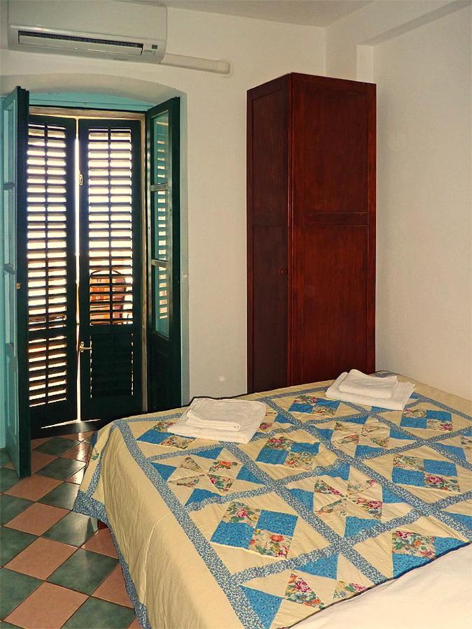 Studio with Terrace