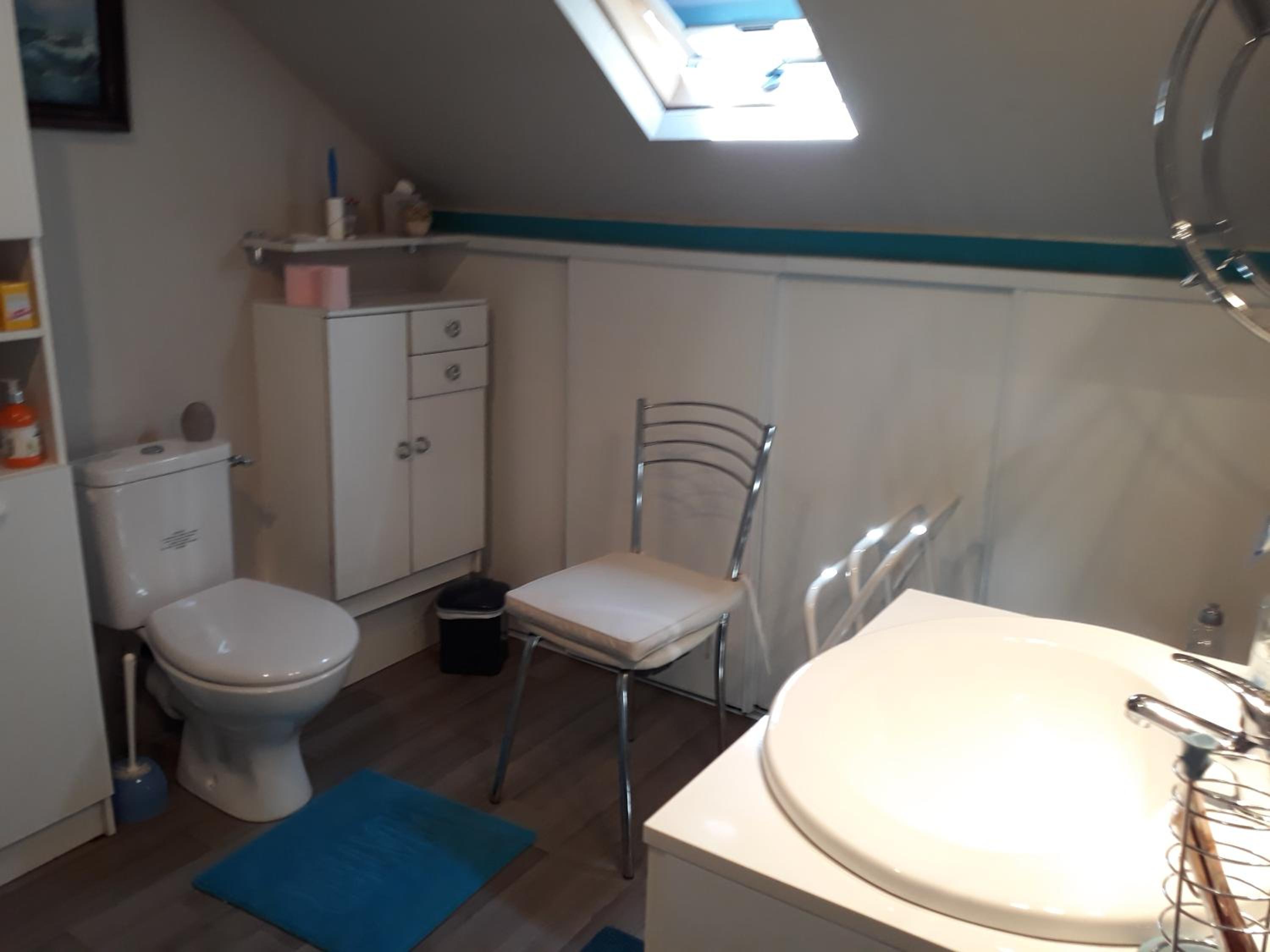 Double Room with Private External Bathroom - Photo 6