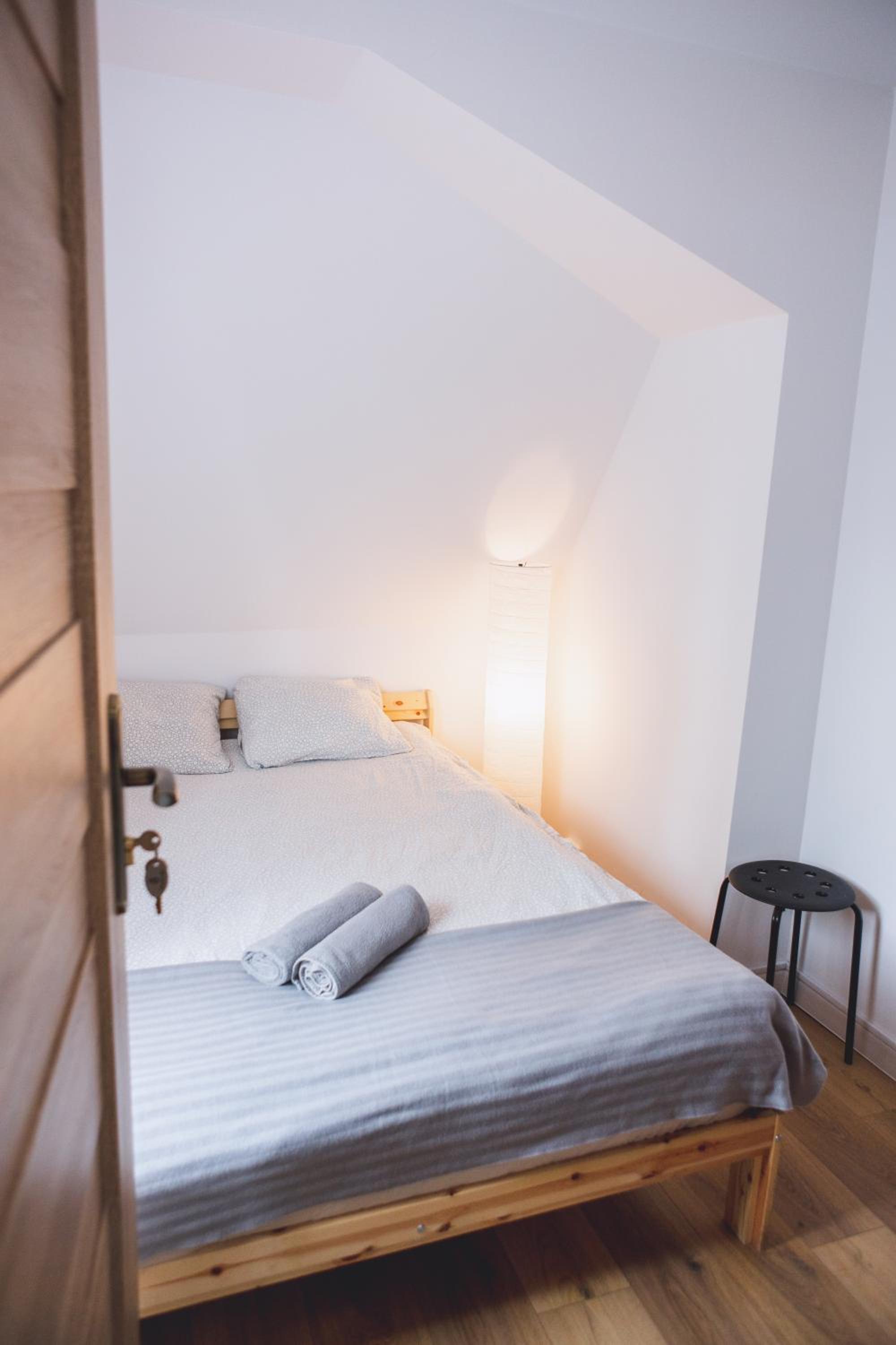 Double Room with Shared Bathroom photo 1